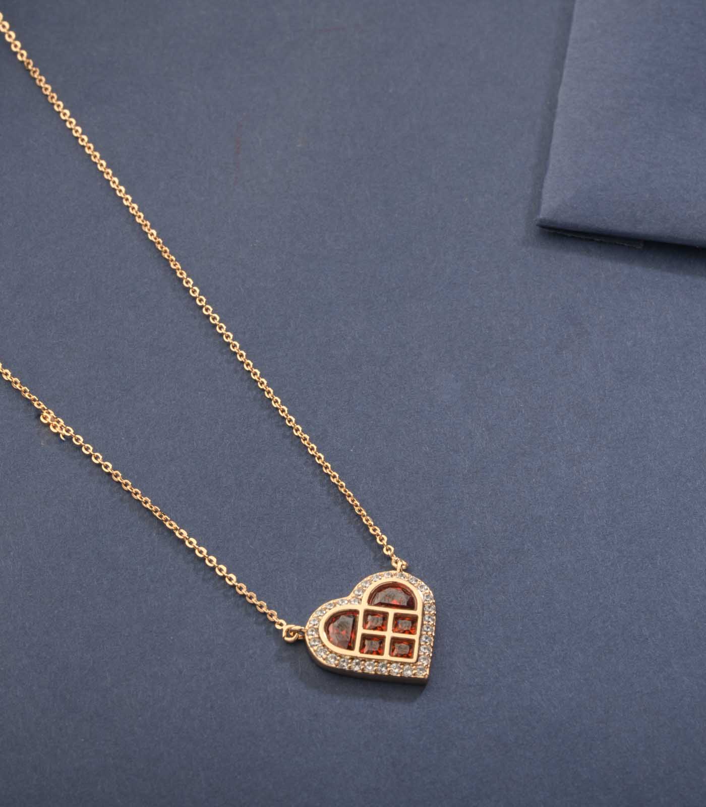 Flattering Textured Stone Necklace (Brass)