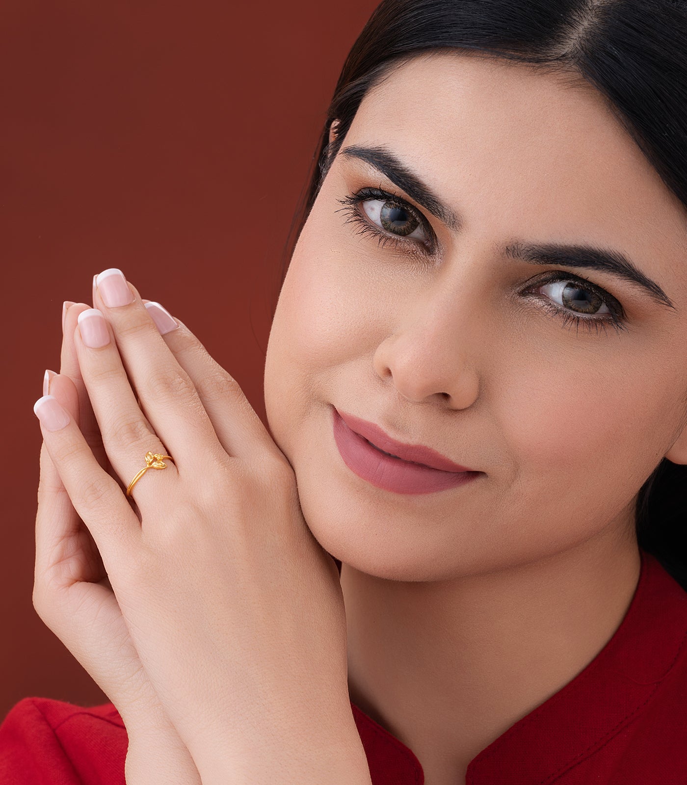 Floral Breeze Gold Finger Ring