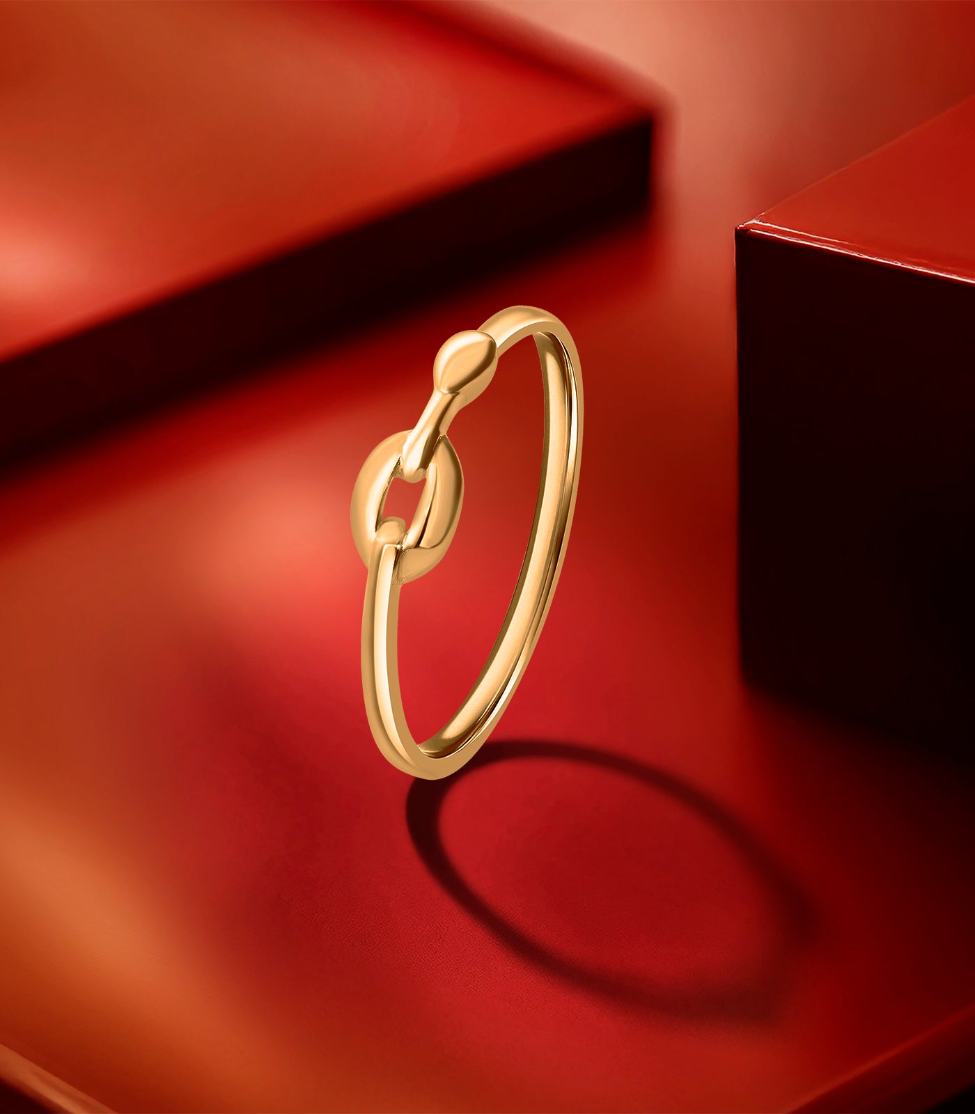 Chain style Gold Finger Ring