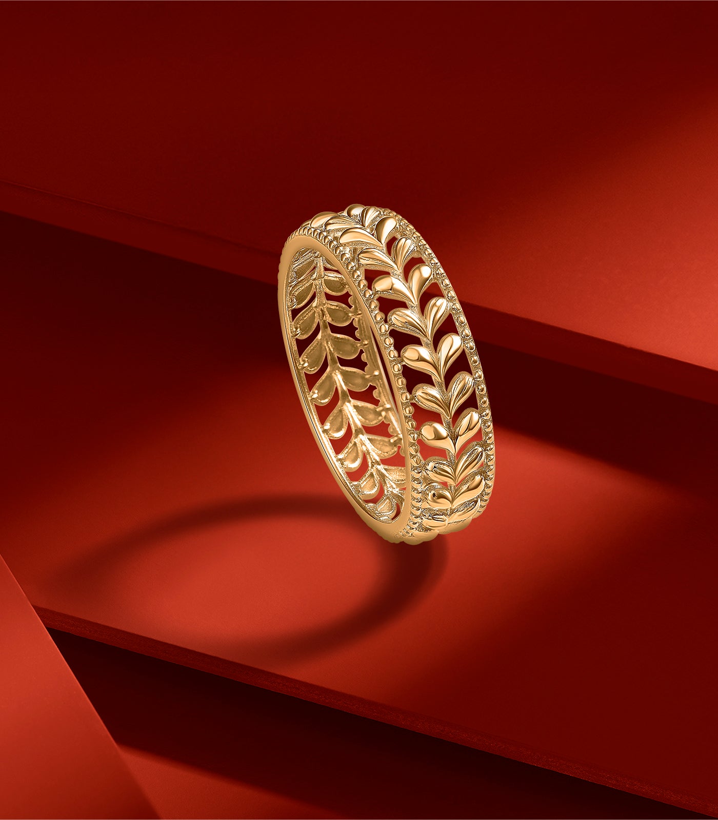 Leafy Foliage Gold Finger Ring