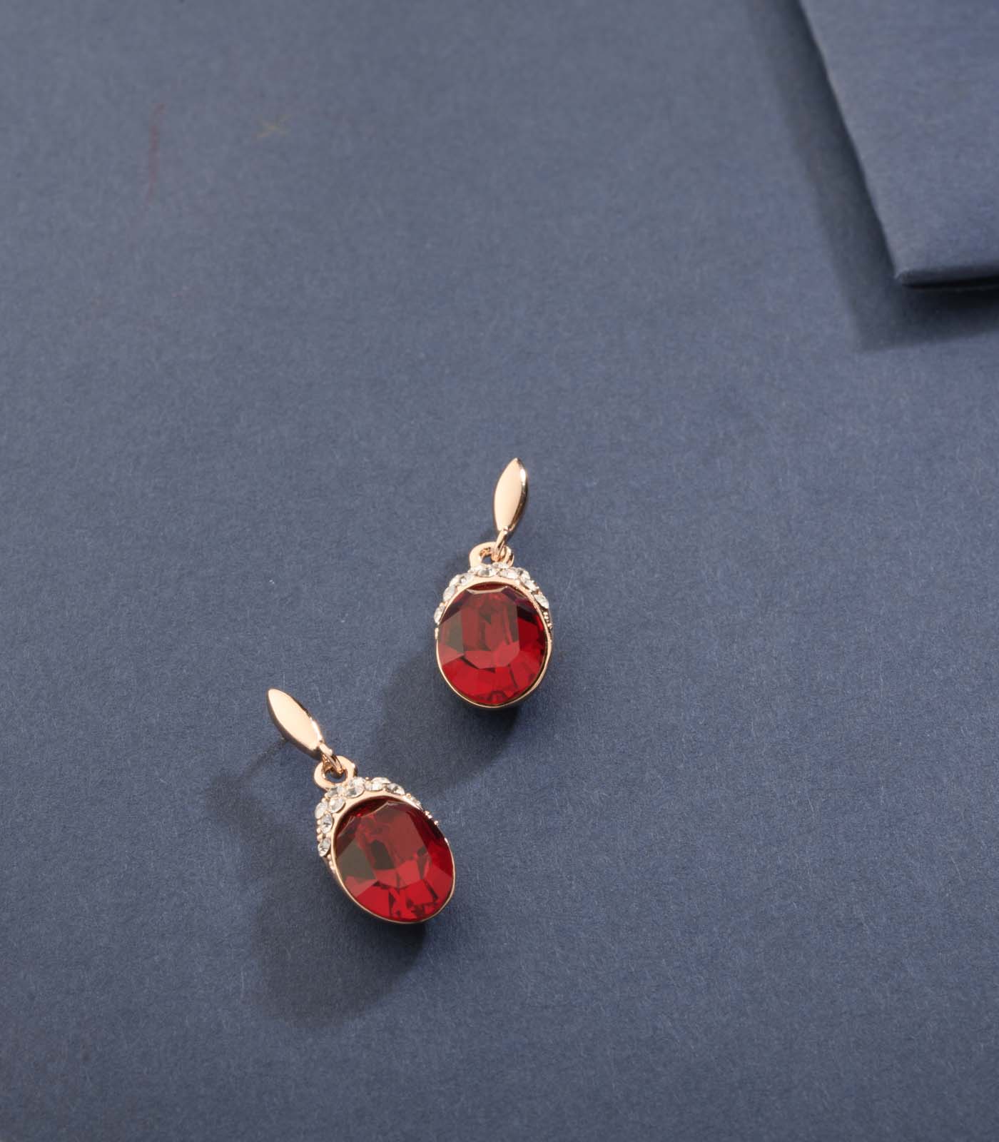 Glamorous Red Dots Tops (Brass)