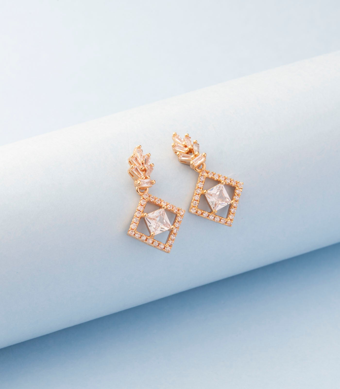 Golden Aster earrings (Brass)