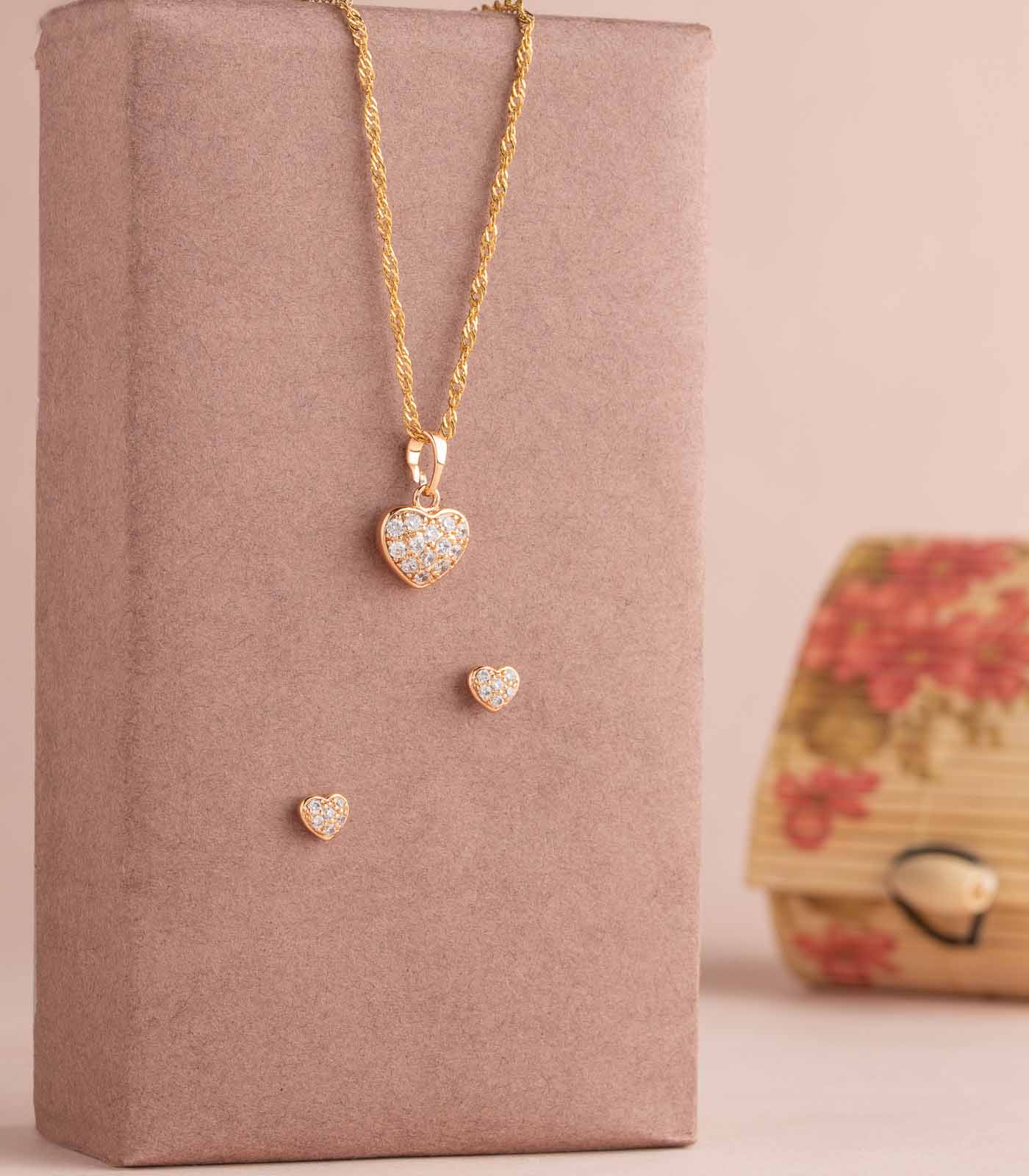 Heart Desires Pendant (Brass)