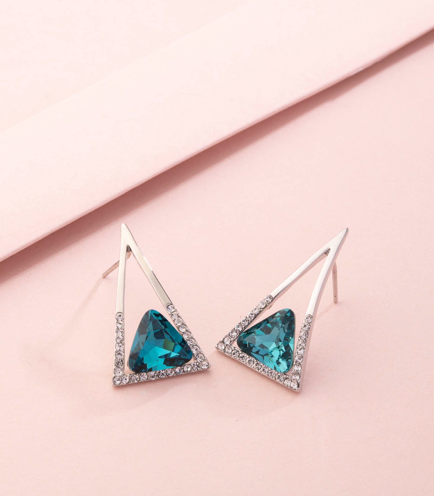 Minerva magic earrings (Brass)
