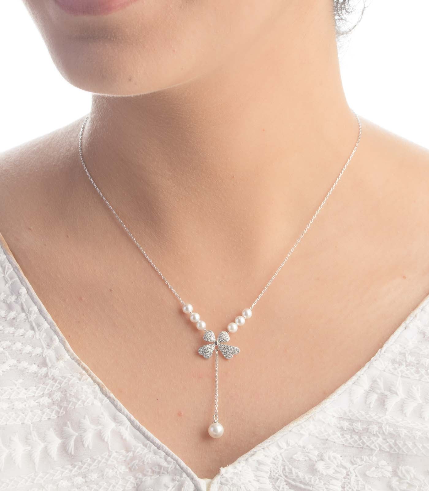 Quadra Pearl's Necklace (Silver)