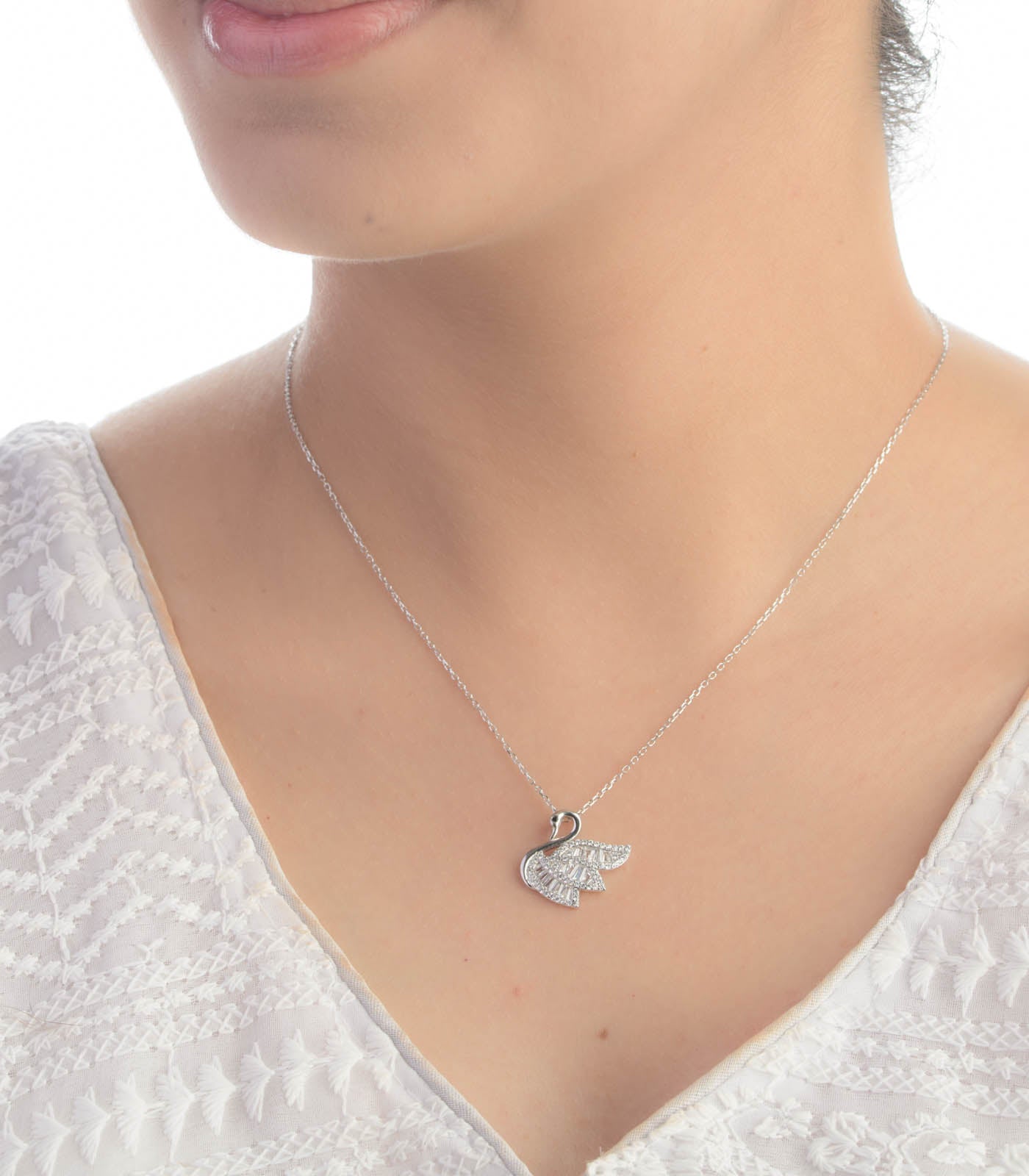 Symbol Of Love Necklace (Silver)