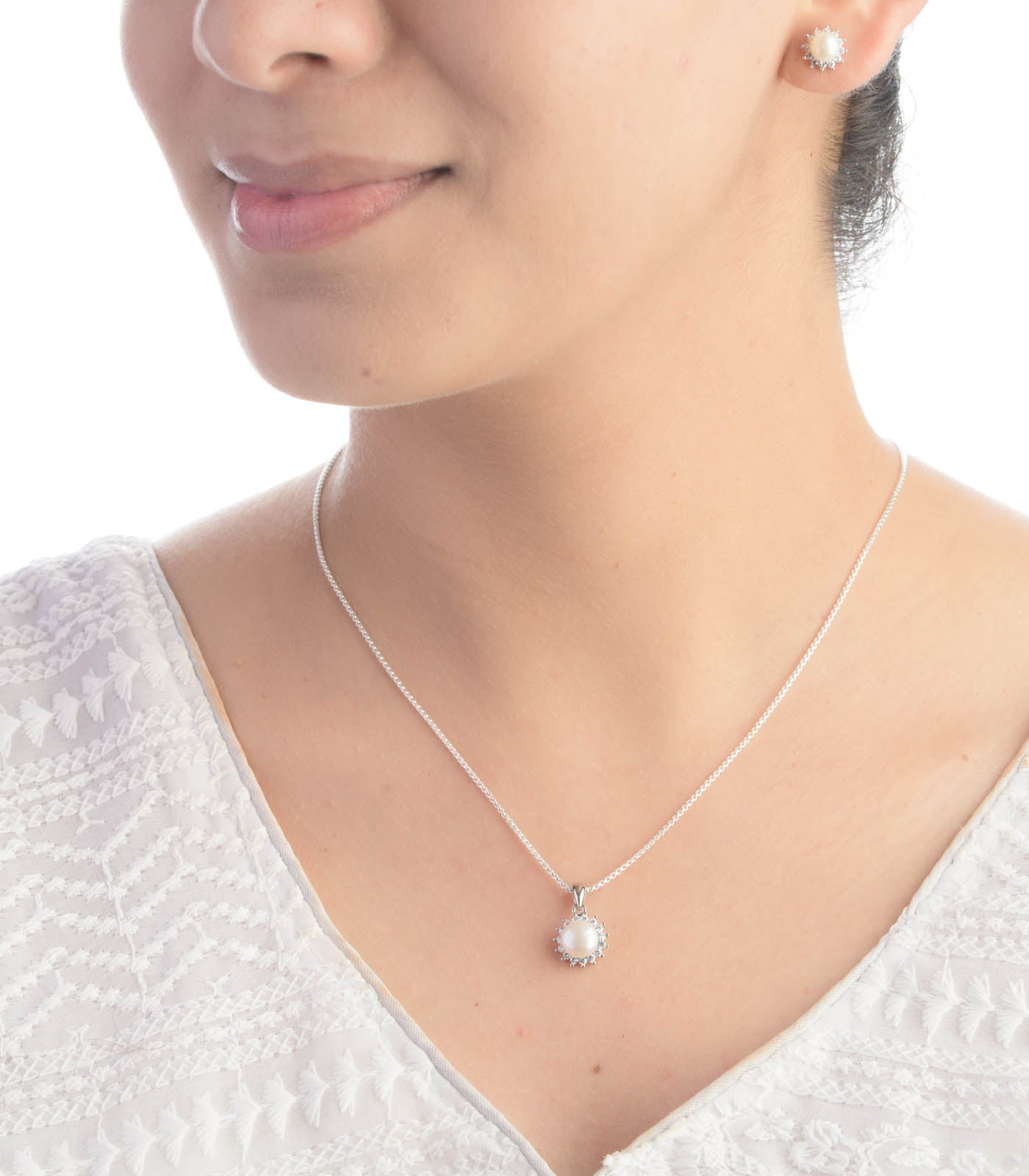 Floracion Pearl Necklace Set (Silver)