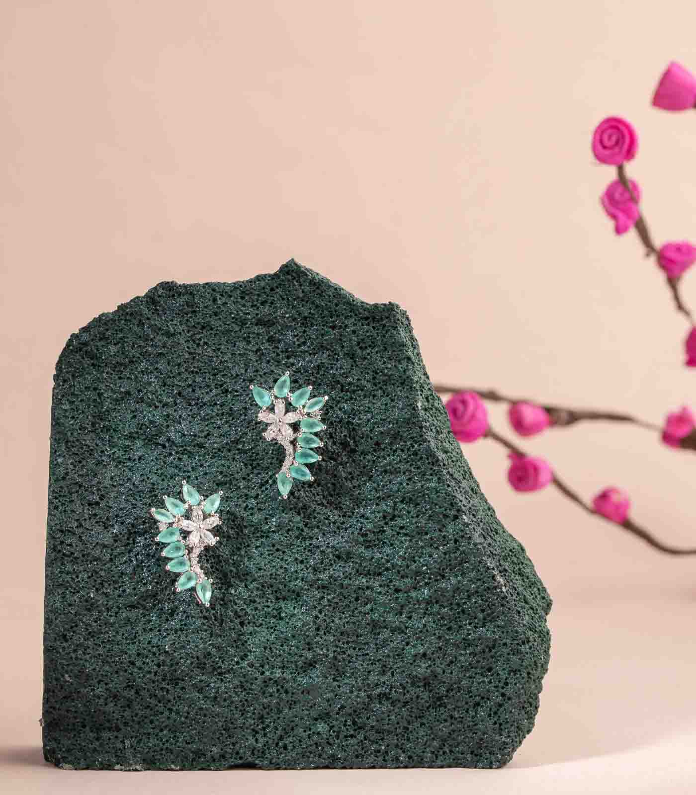 Shiny Tiny Earrings (Brass)