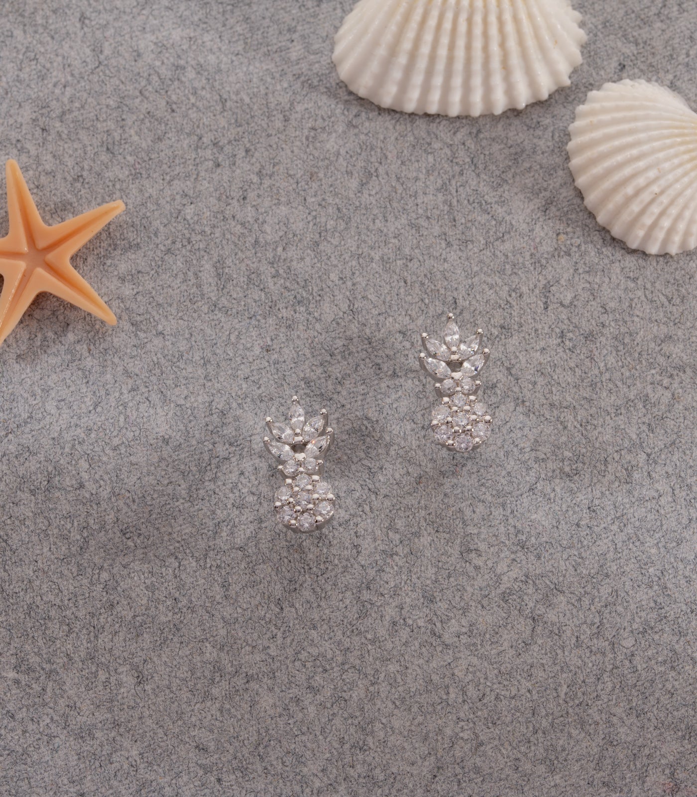 Silver Drizzle Earrings (Silver)