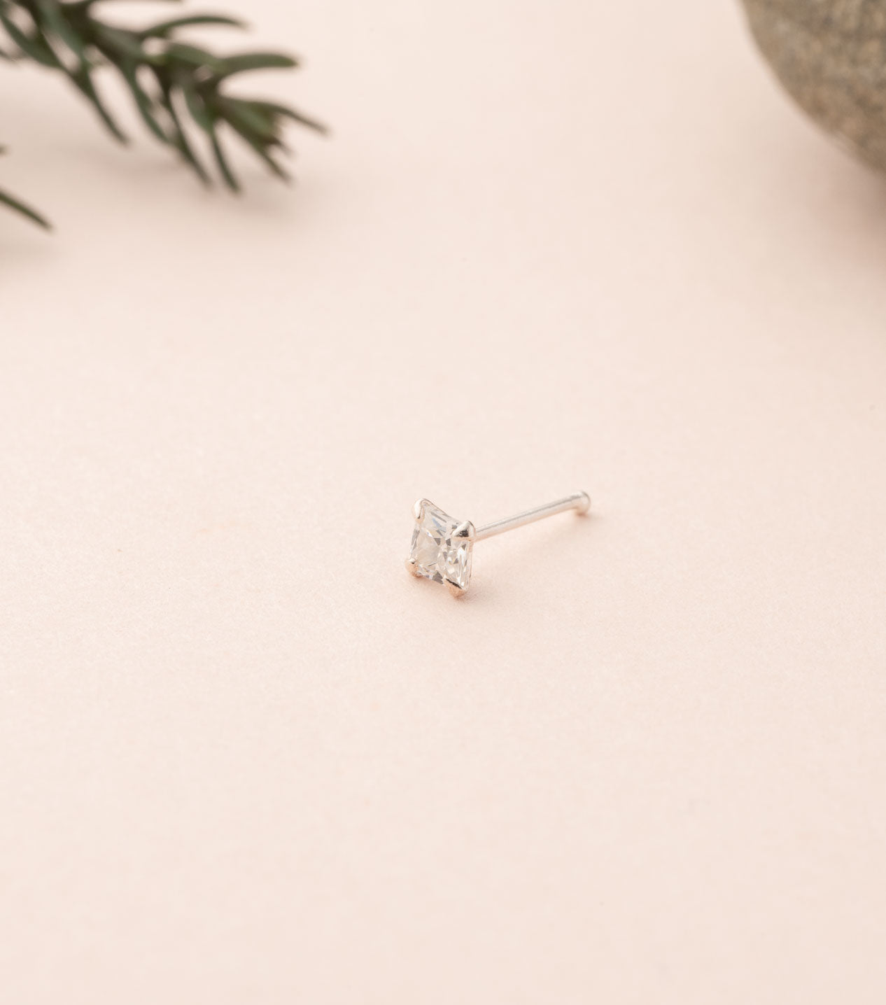 Silver Fancy Nose Pin