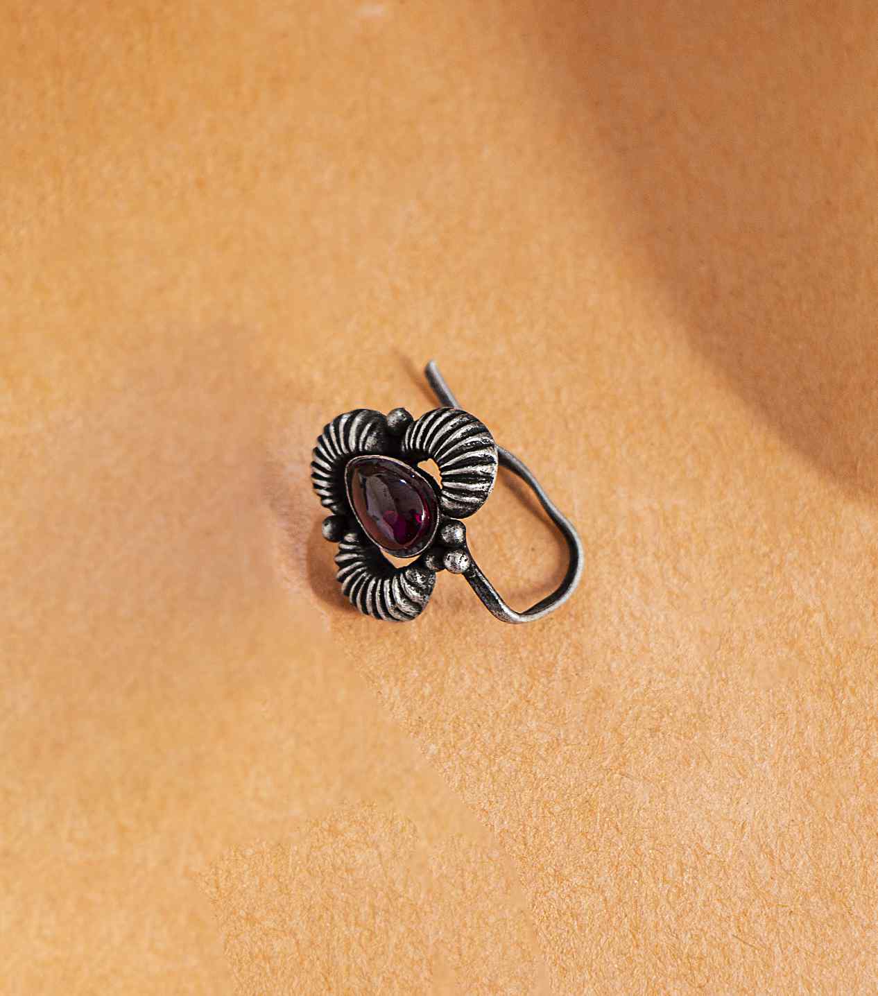 Silver Fancy Nose Pin