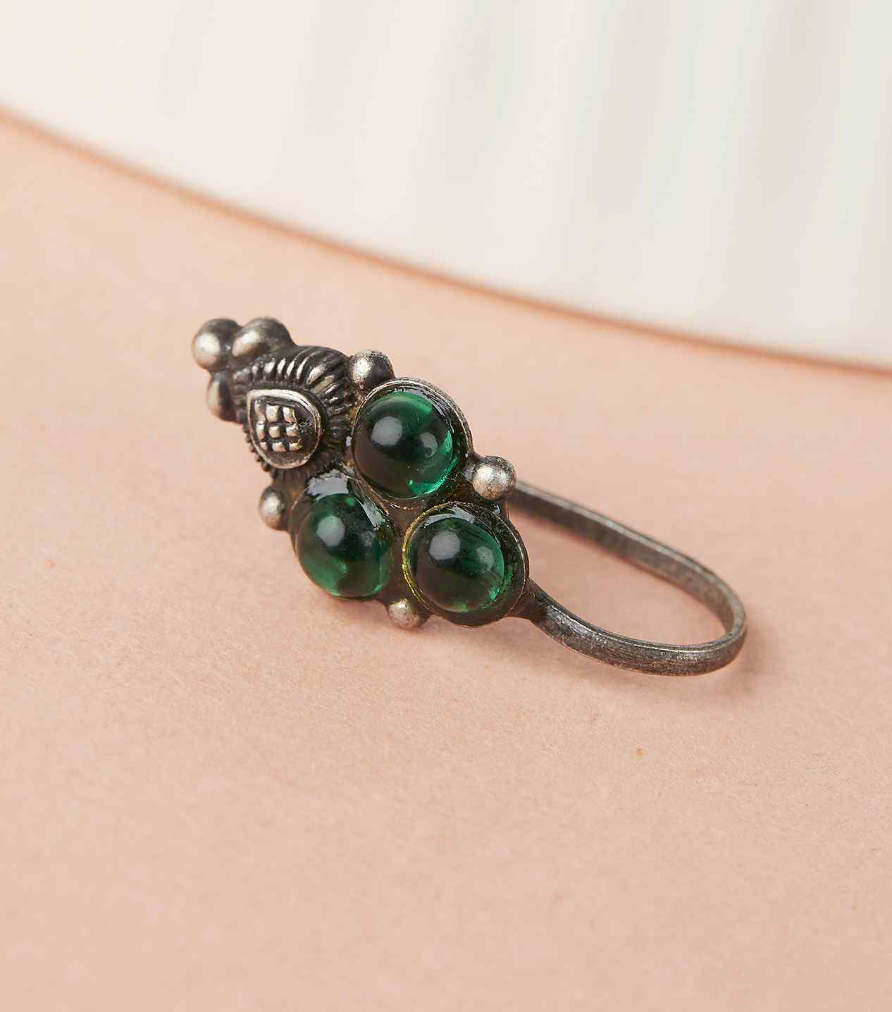 Silver Fancy Nose Pin