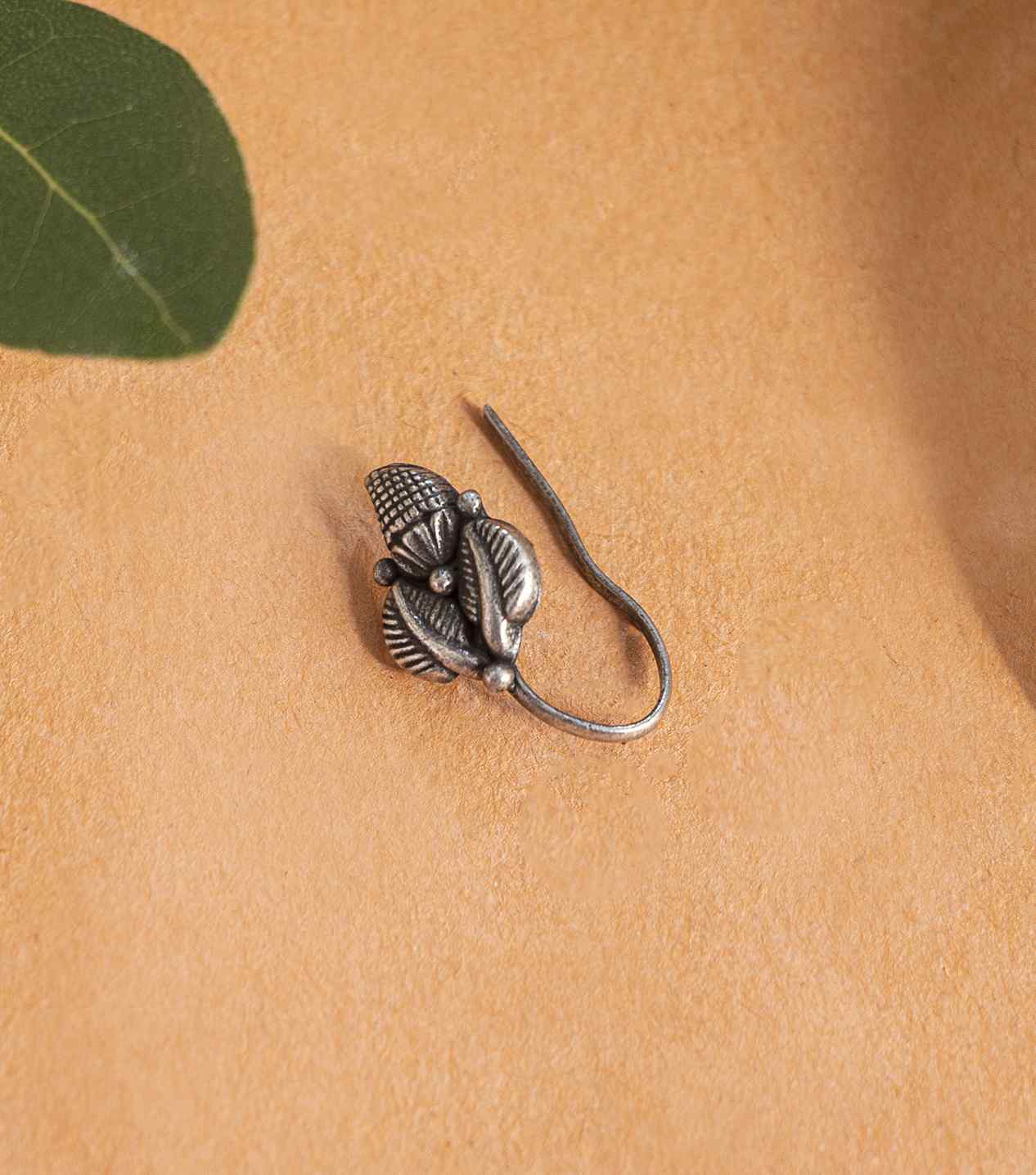 Silver Fancy Nose Pin
