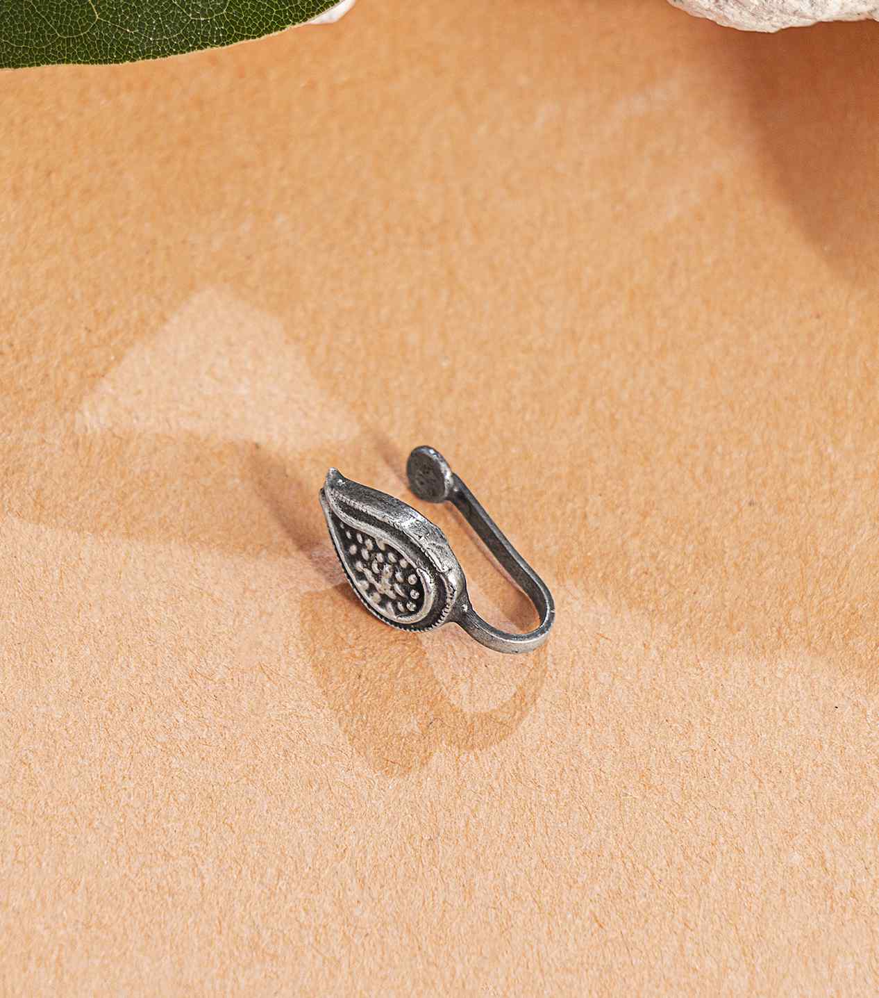 Silver Fancy Nose Pin