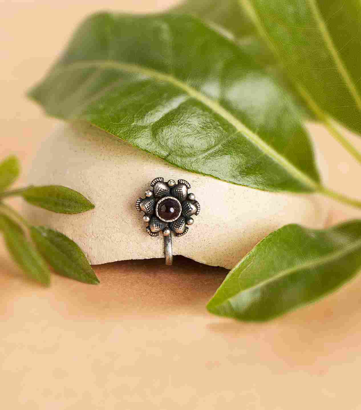 Silver Fancy Nose Pin