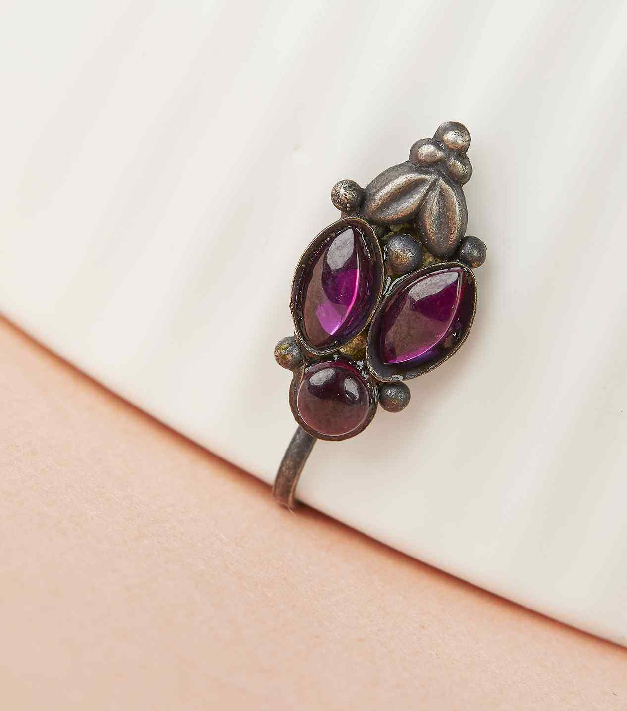 Silver Fancy Nose Pin