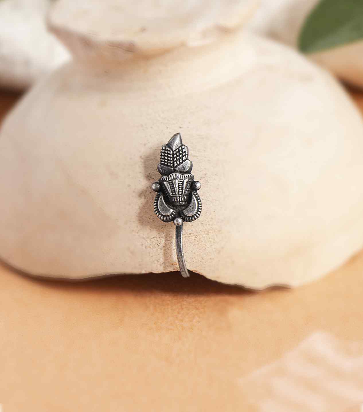 Silver Fancy Nose Pin