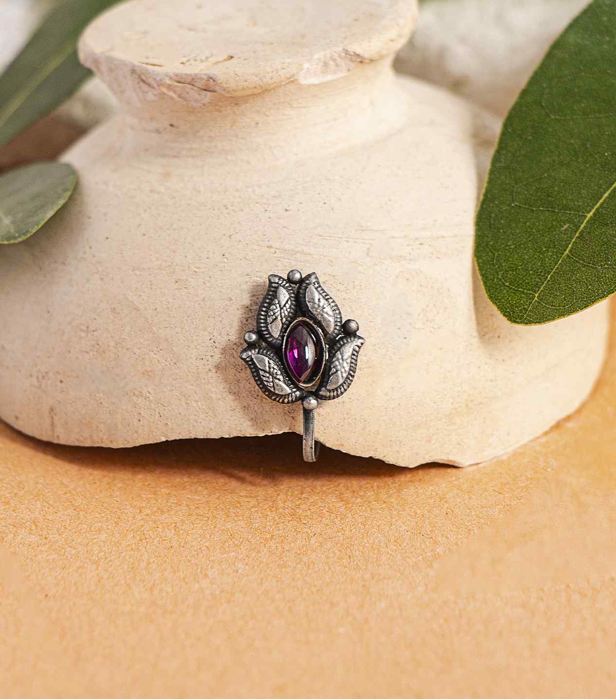 Silver Fancy Nose Pin