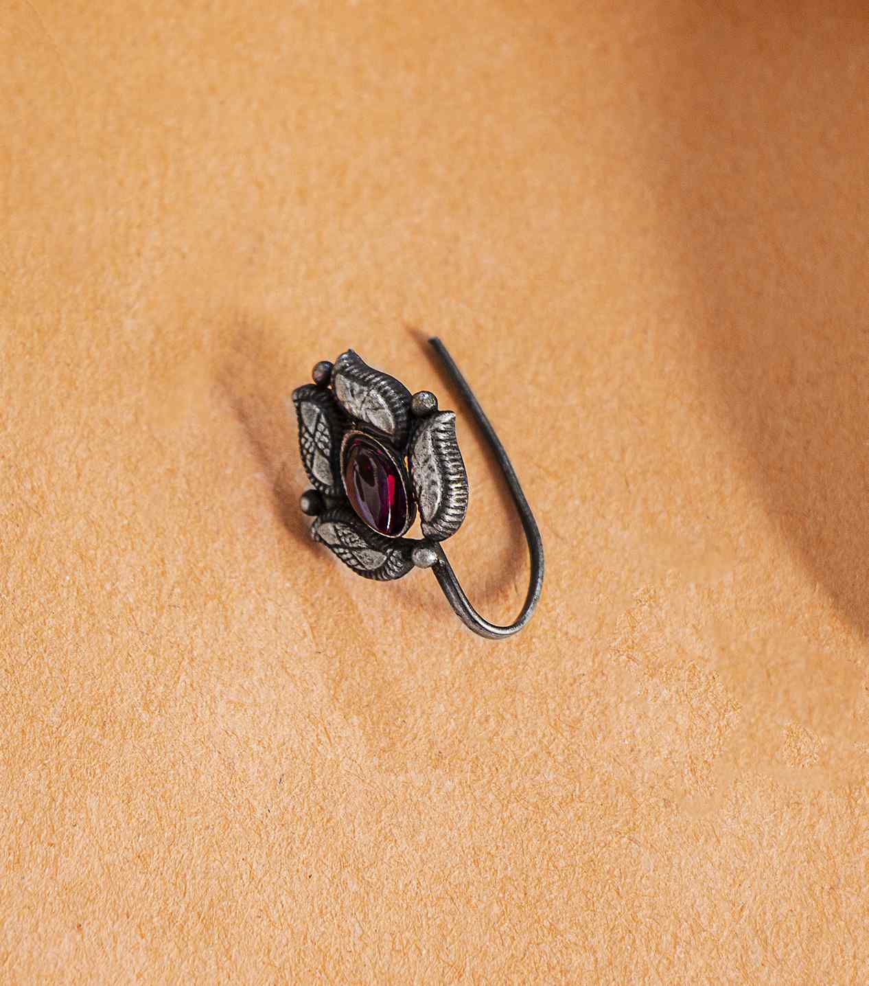 Silver Fancy Nose Pin
