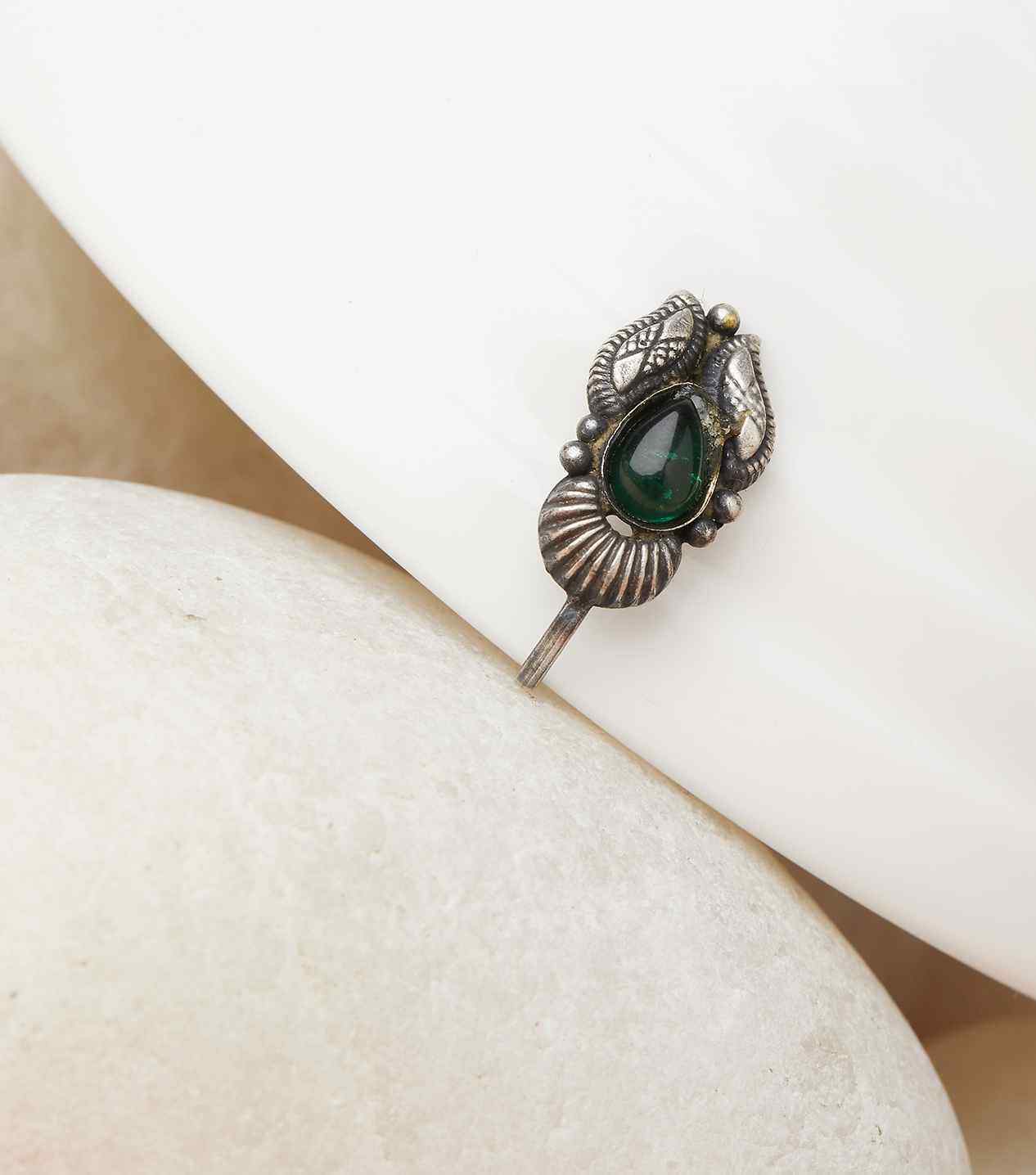Silver Fancy Nose Pin