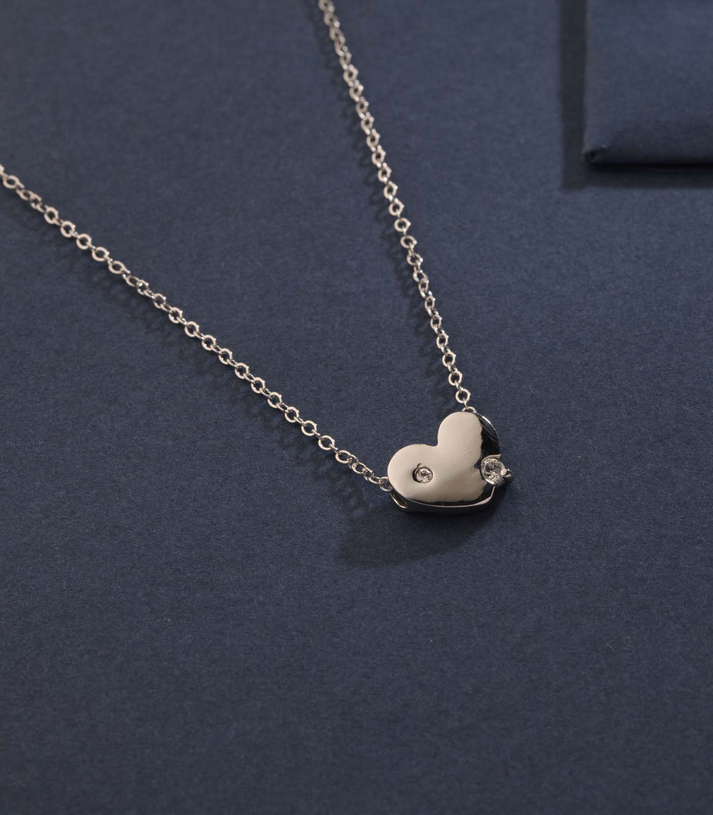 Silver Heart Of The Shiny Stars Necklace (Brass)