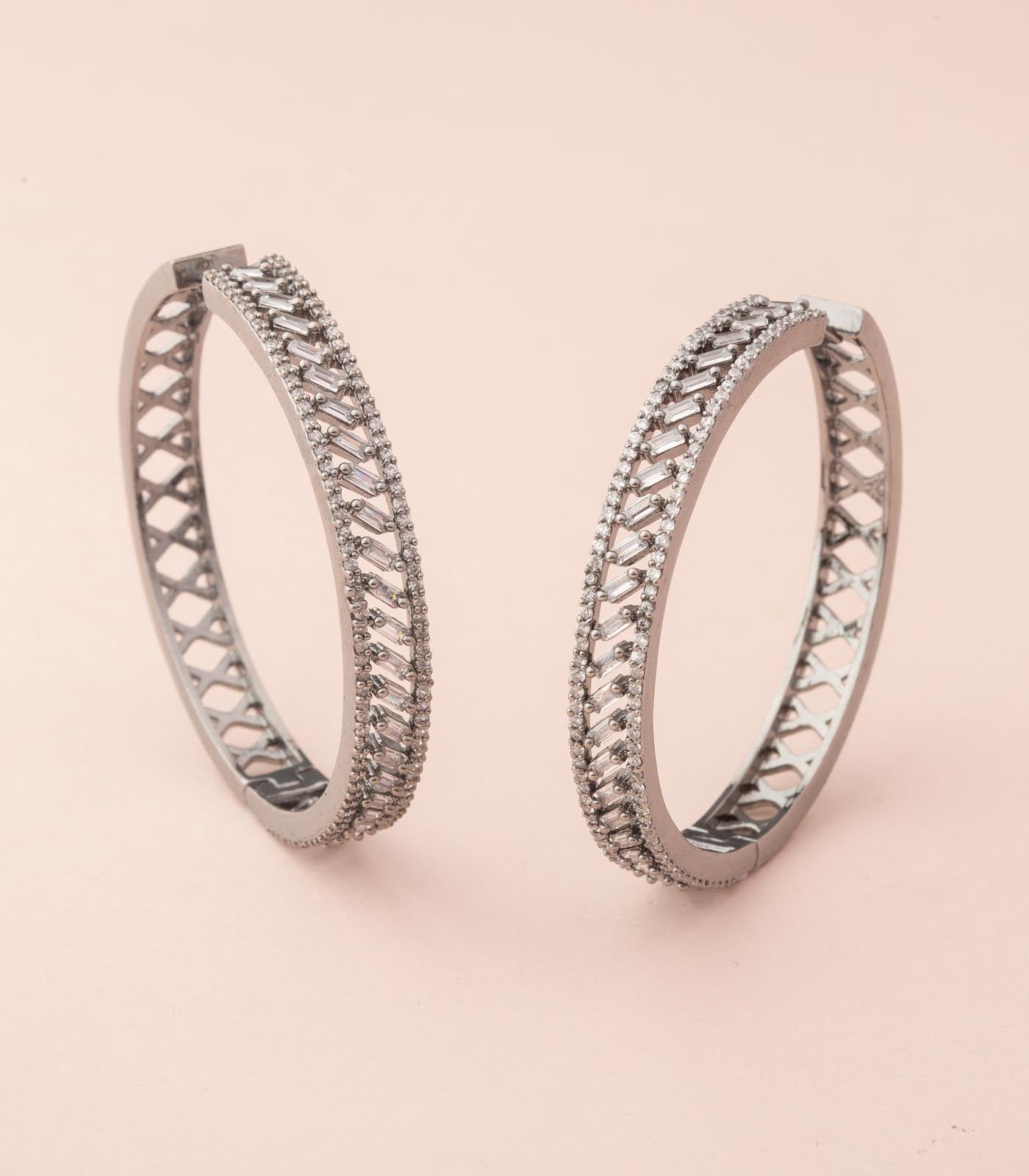 Silver Laced Clickers Earrings (Brass)