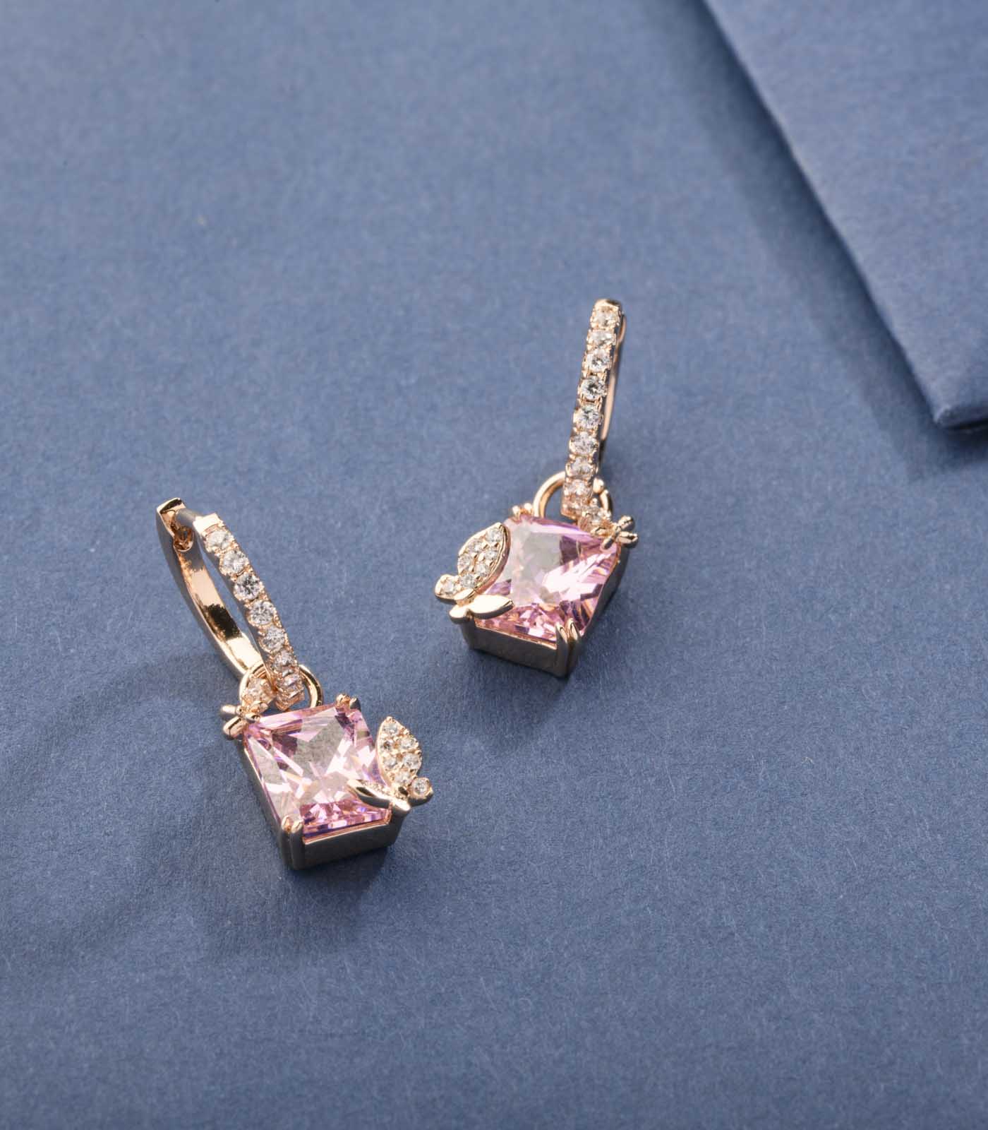 Stylish Pink Flowers Earrings (Brass)