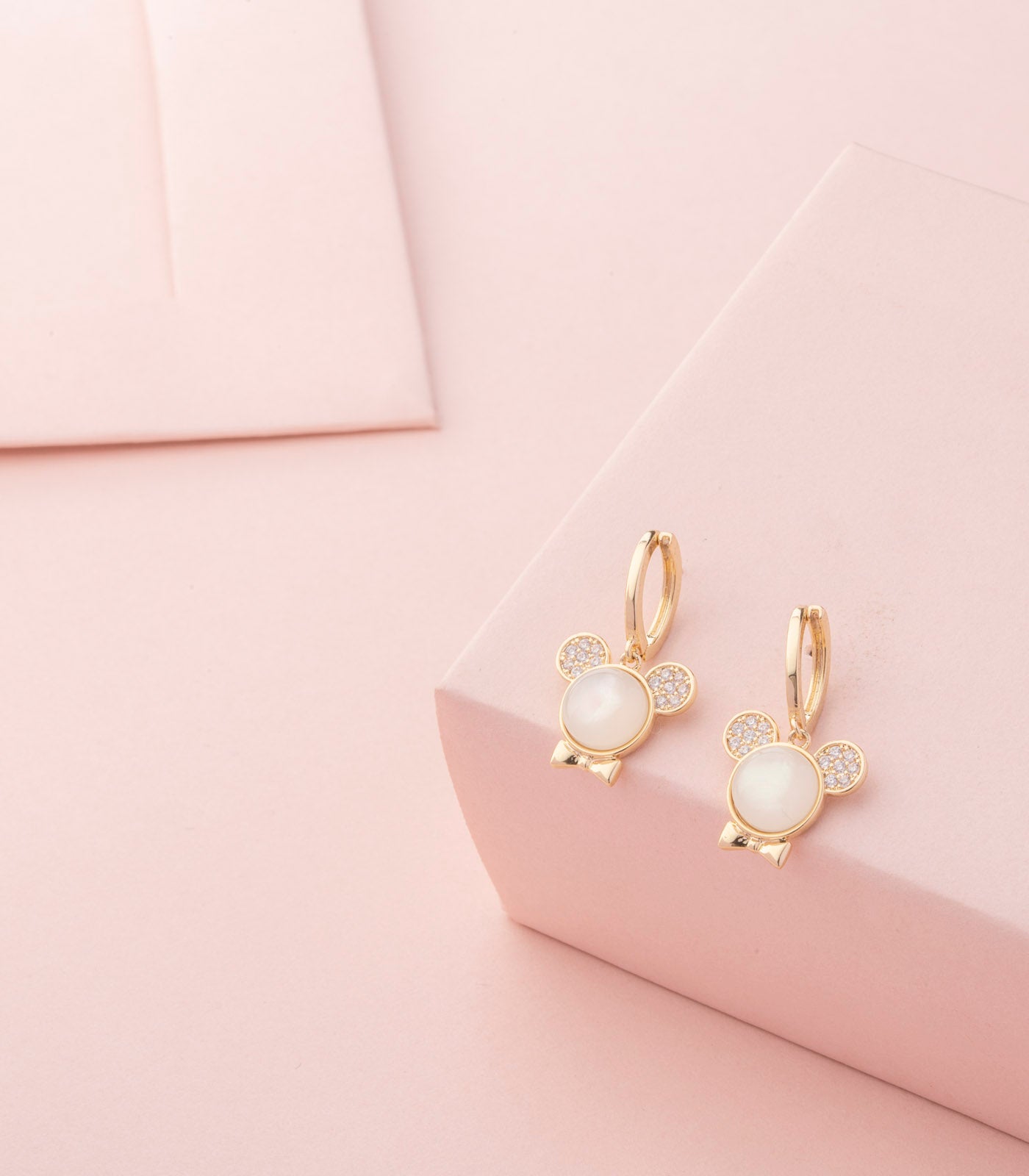 Supreme stance earrings (Brass)