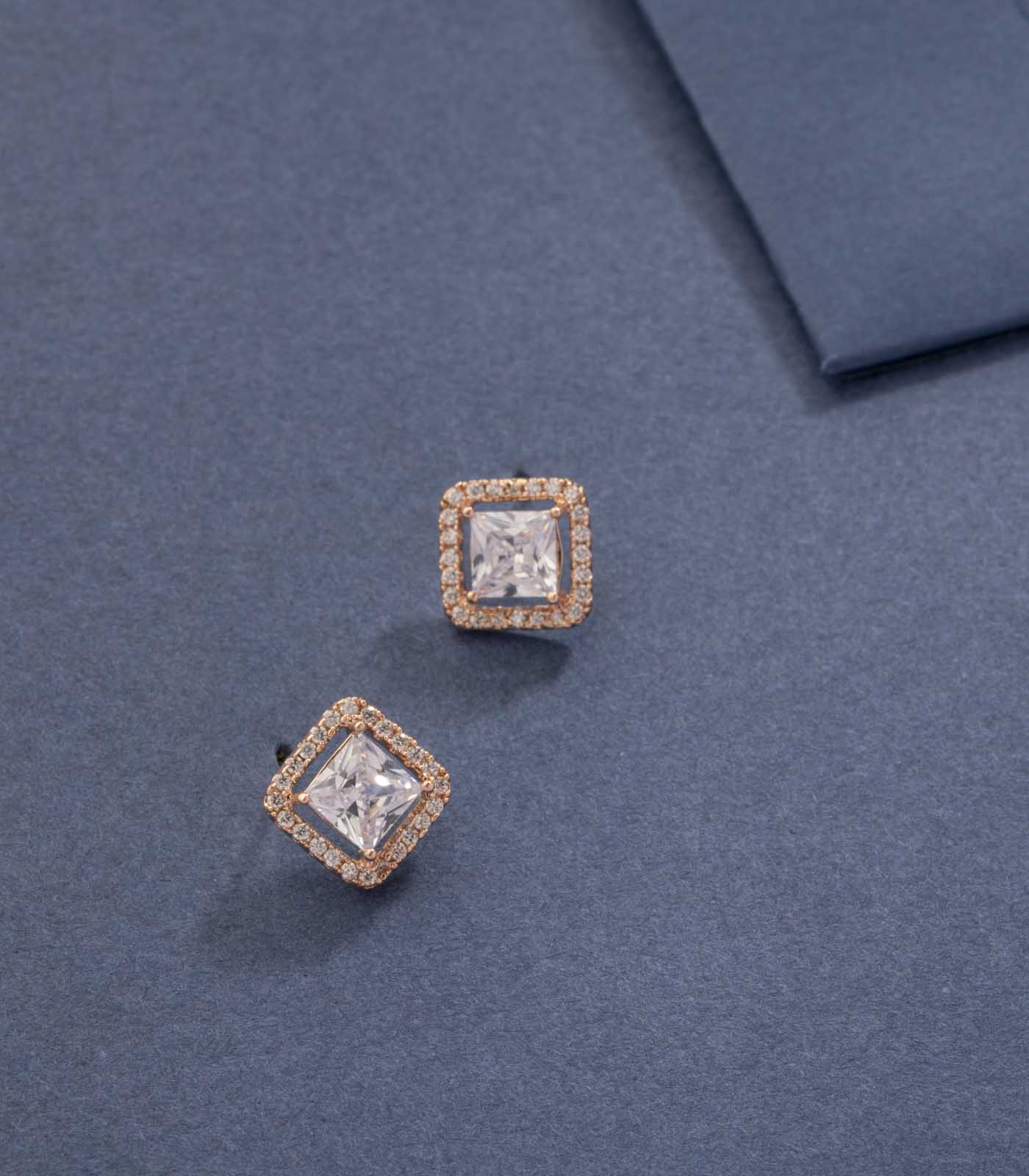 Swirled Cluster Studs (Brass)