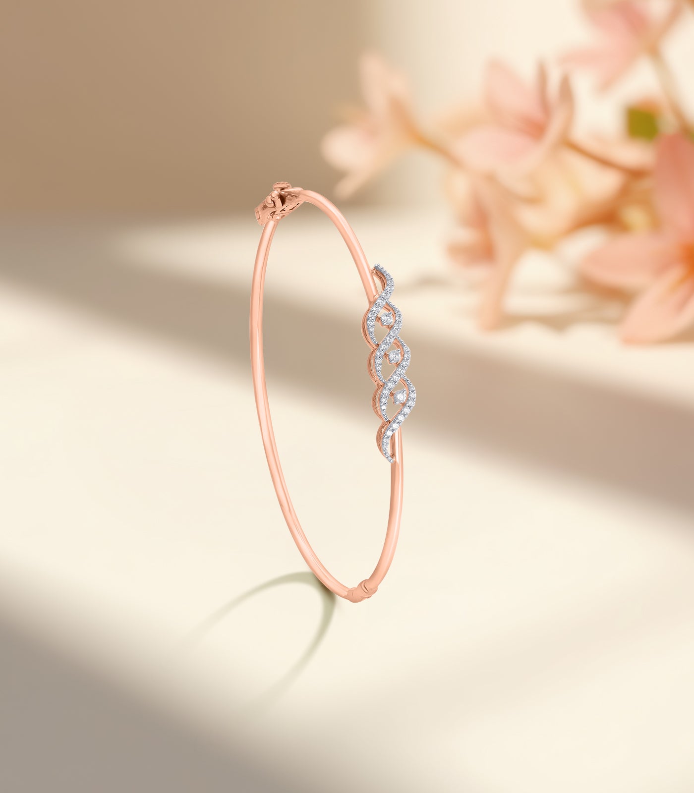 Diamond Shining Wave Bracelet