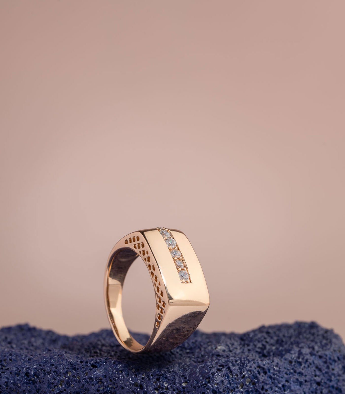 Chunky Rounded Stud Band - Rose Gold (Brass)