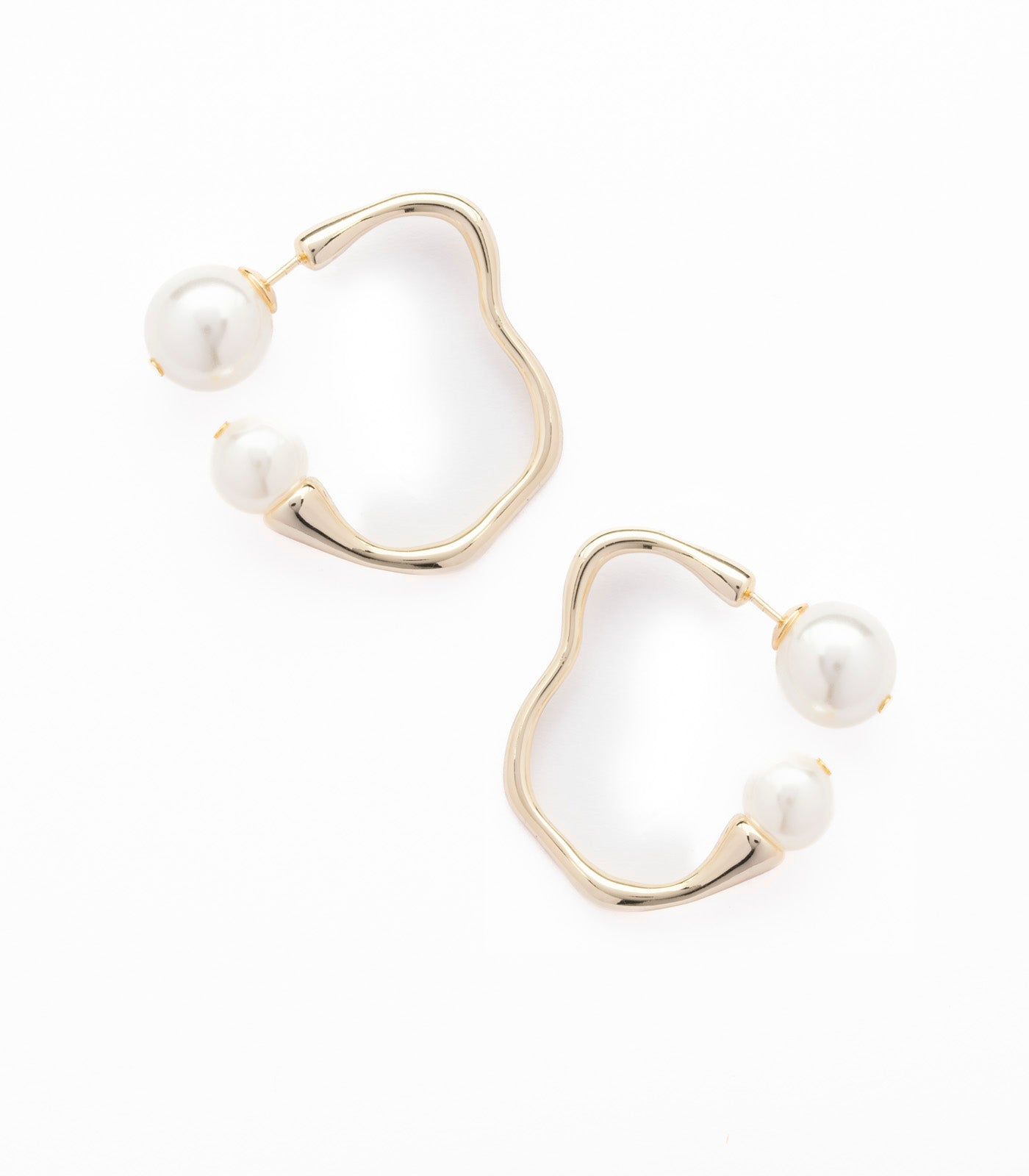 Classy Pearl Cluster Earring (Brass)
