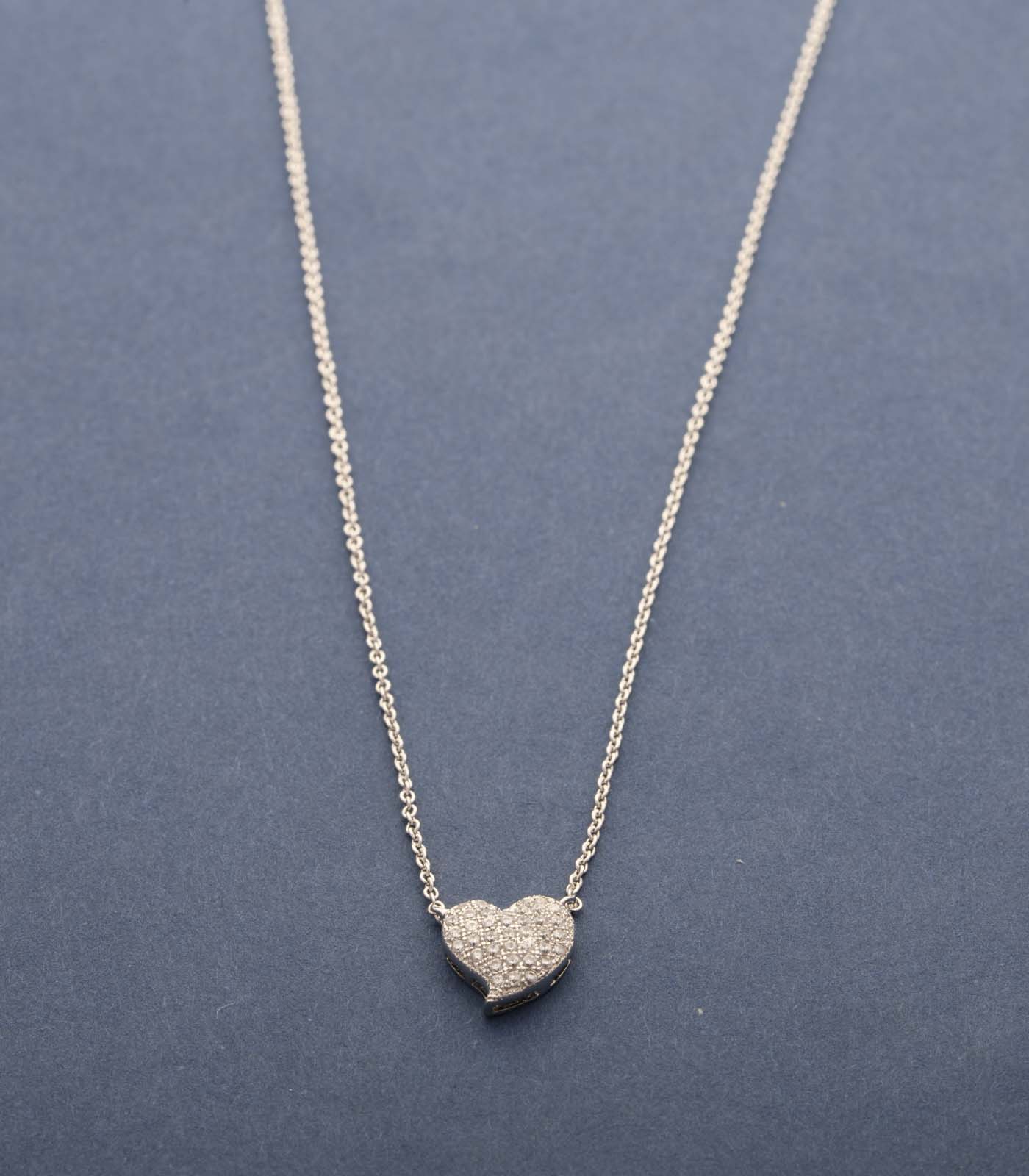 Distinctive Silver Plated Heart Necklace (Brass)