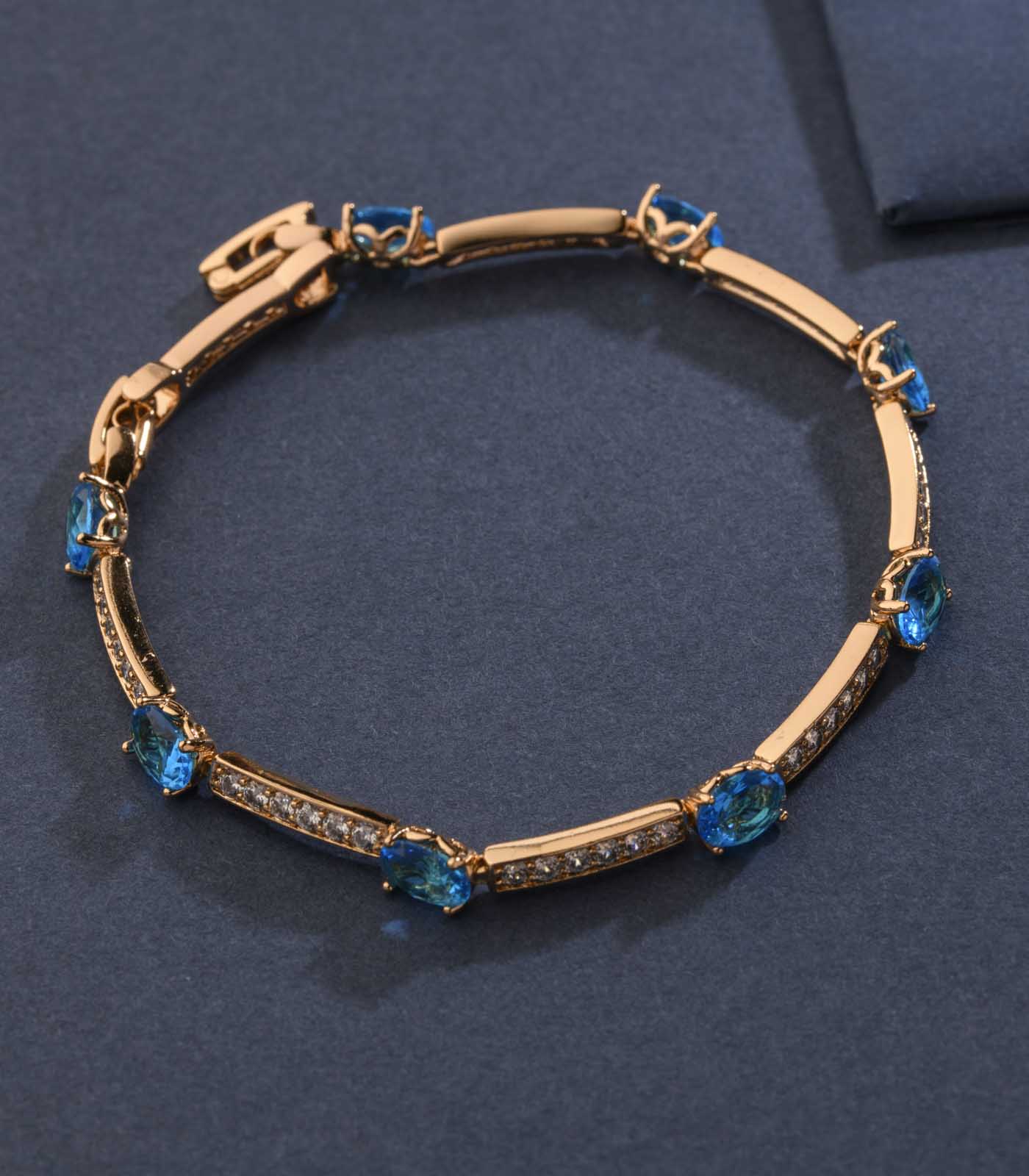 Exceptional Golden Bridges Of Blue Gemstones Bracelet (Brass)