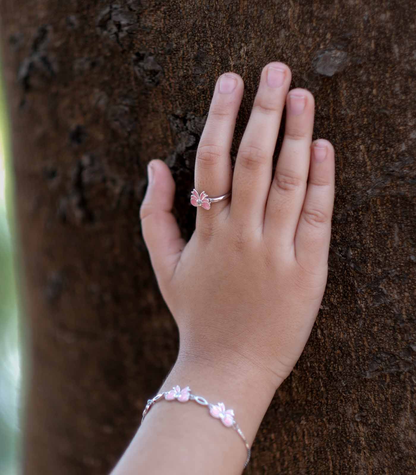 Pink Bow Finger Ring (Silver)