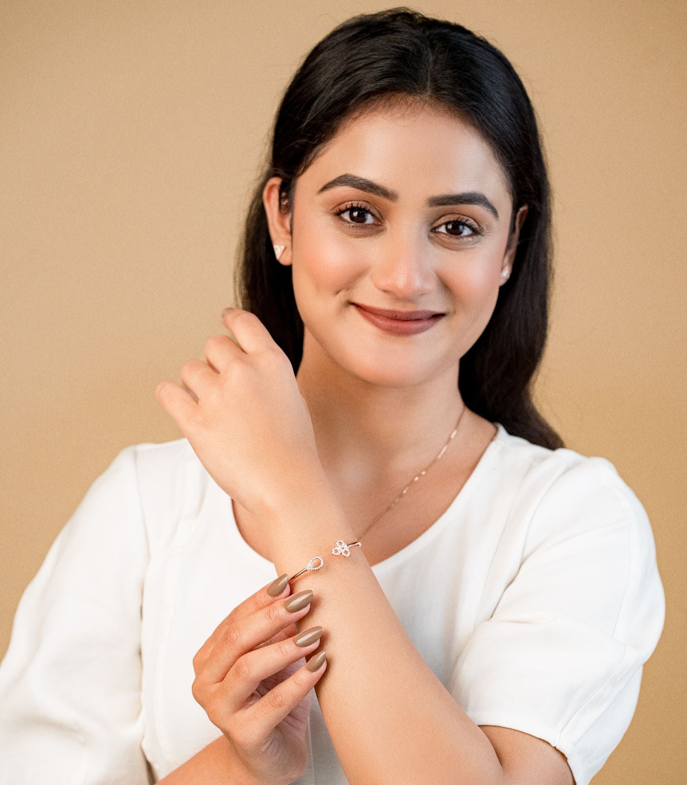 Rose Gold Elegant Bracelet (Silver)