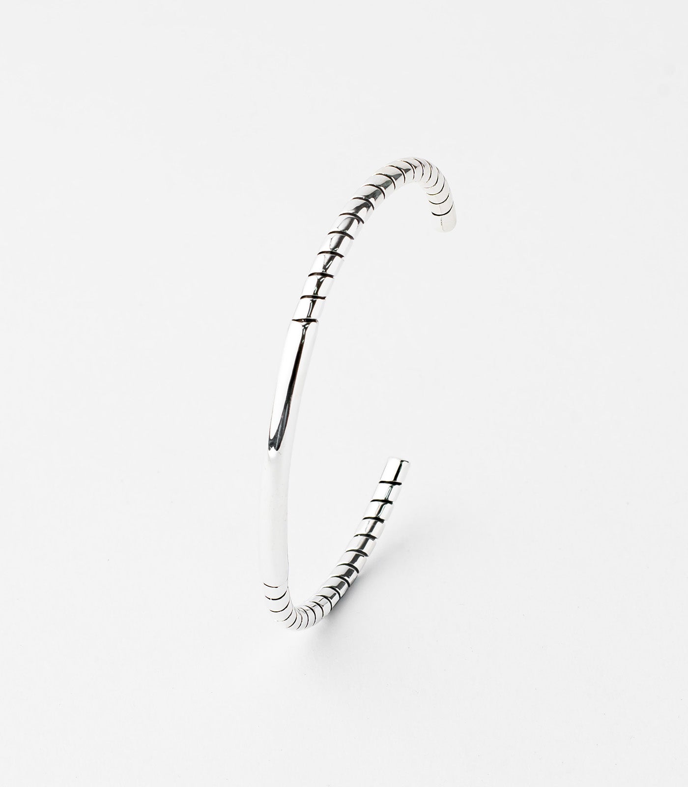 Dual Textured Kada Bracelet (Silver)