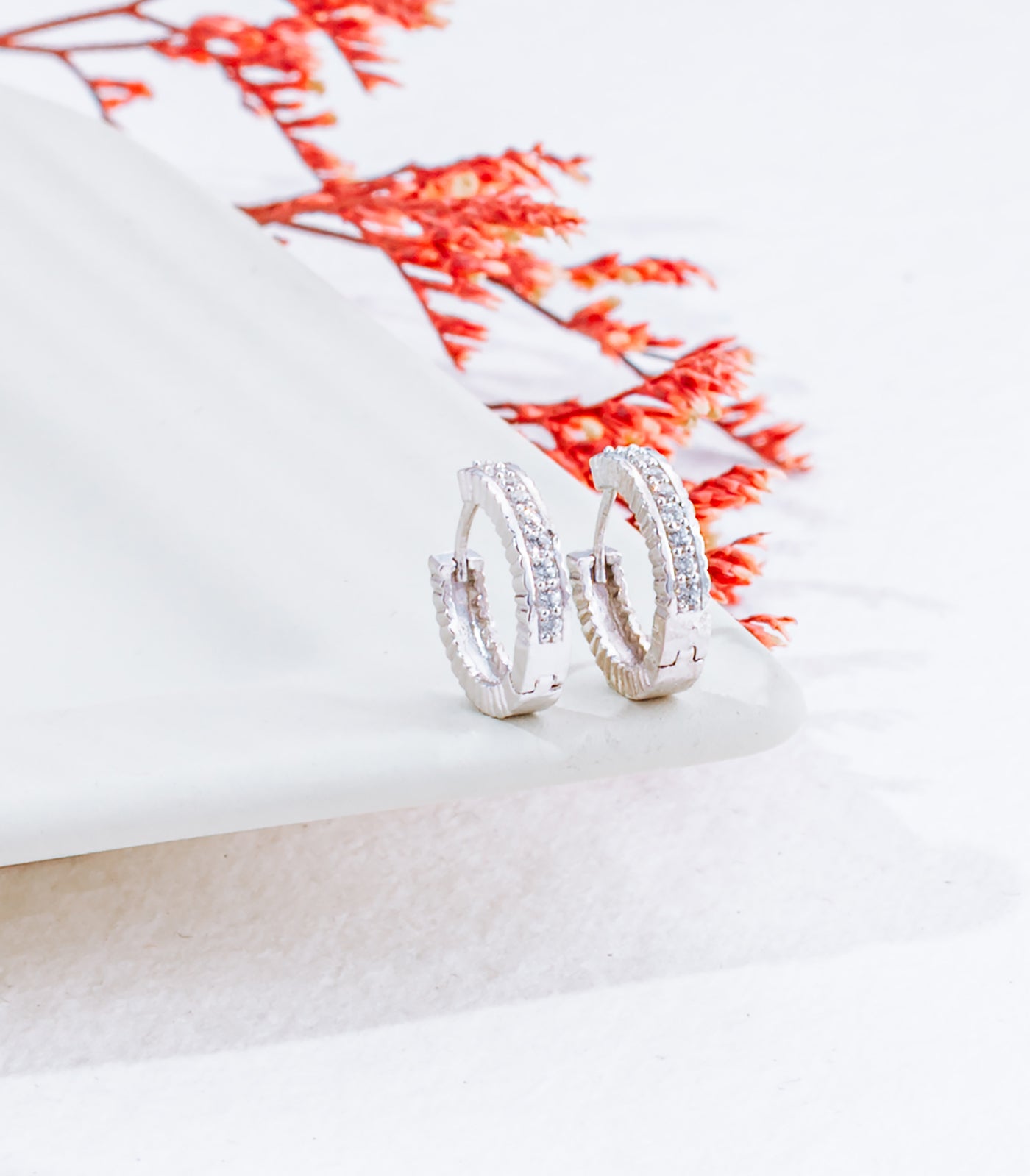 Wavy Loop Earrings (Silver)
