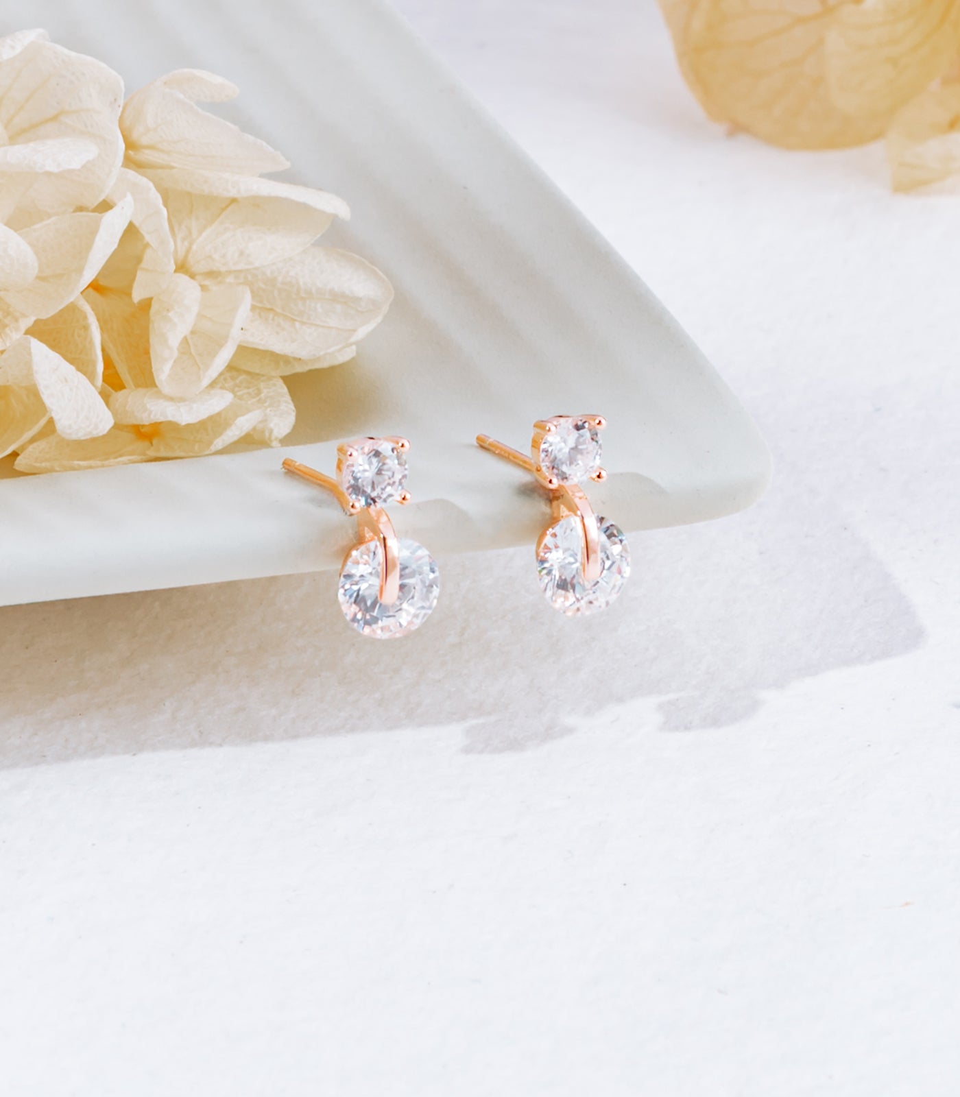 Dual Dangling Spheres Earrings (Silver)