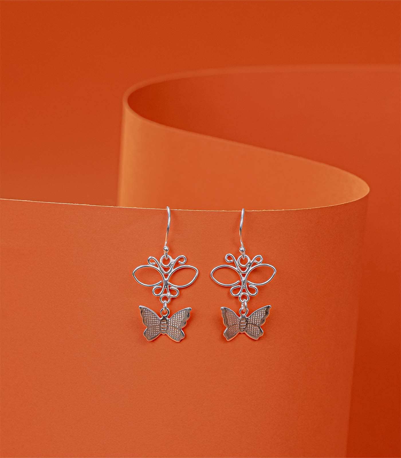 Dangling Butterfly Earrings (Silver)