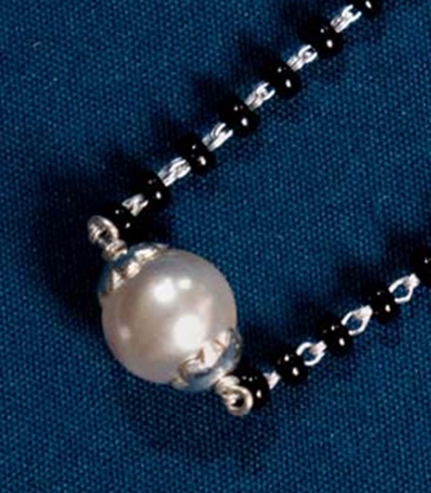 Single Pearl Silver Mangalsutra