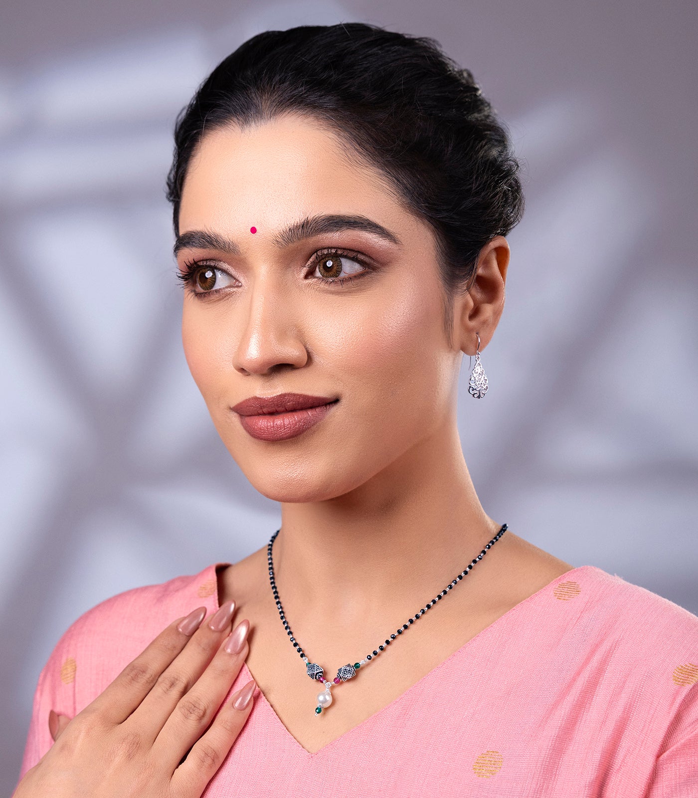 Radiant Orbs Antique Mangalsutra Set (Silver)