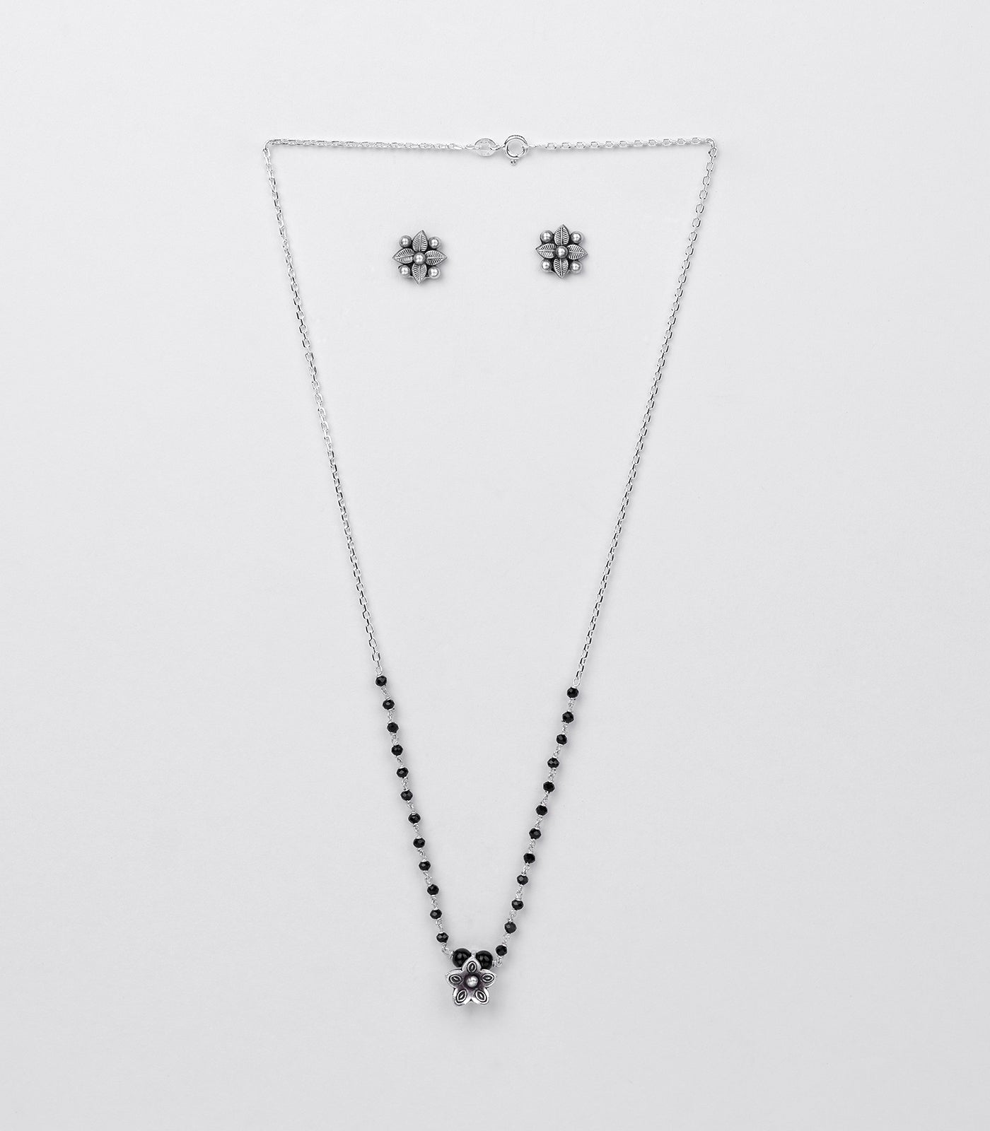 Floral Motif Antique Mangalsutra Set (Silver)