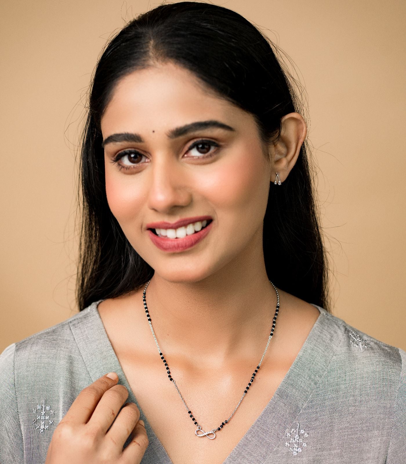 Alia Bhatt Inspired Modern Mangalsutra (Silver)