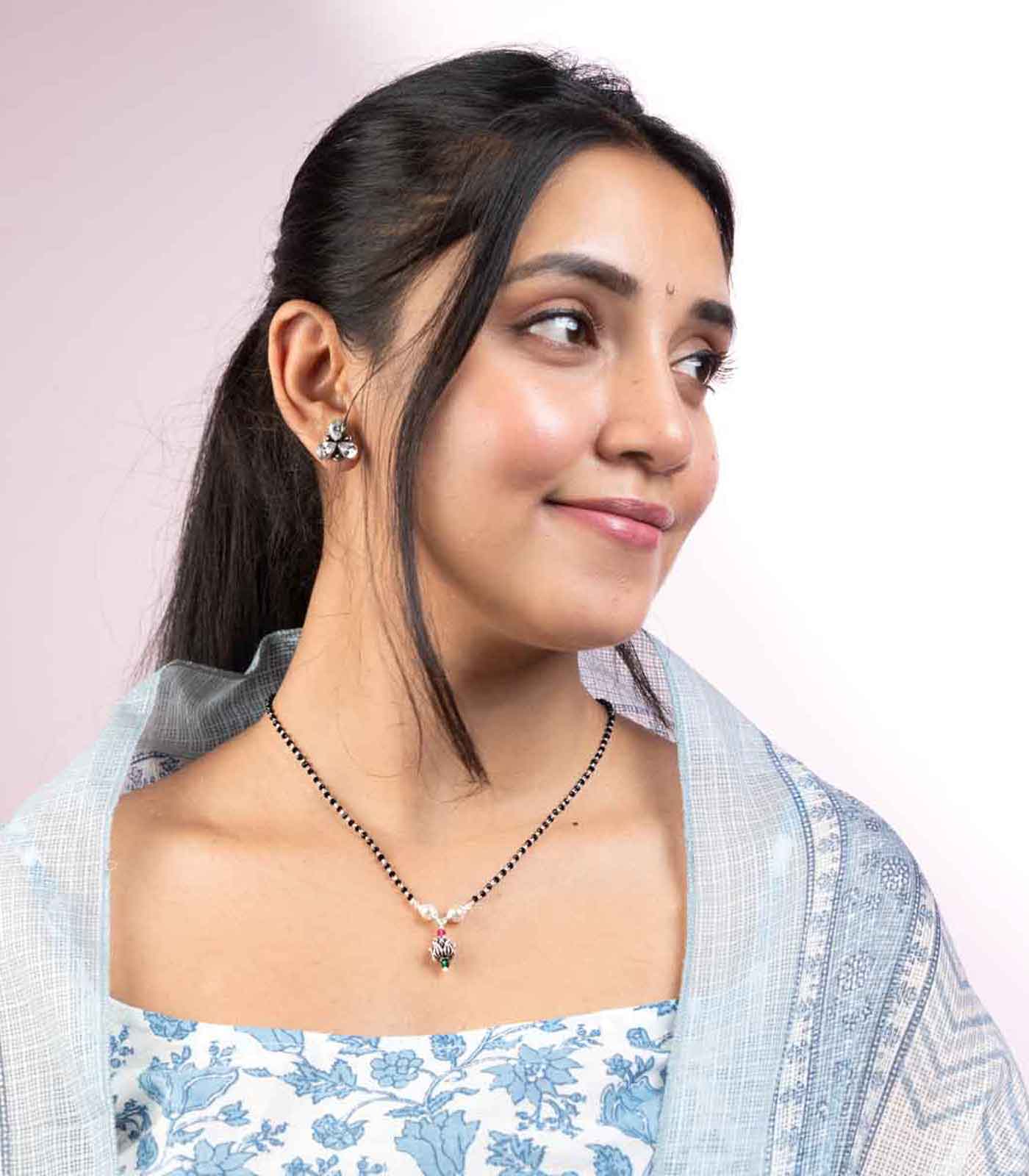 Lotus Orb Mangalsutra (Silver)