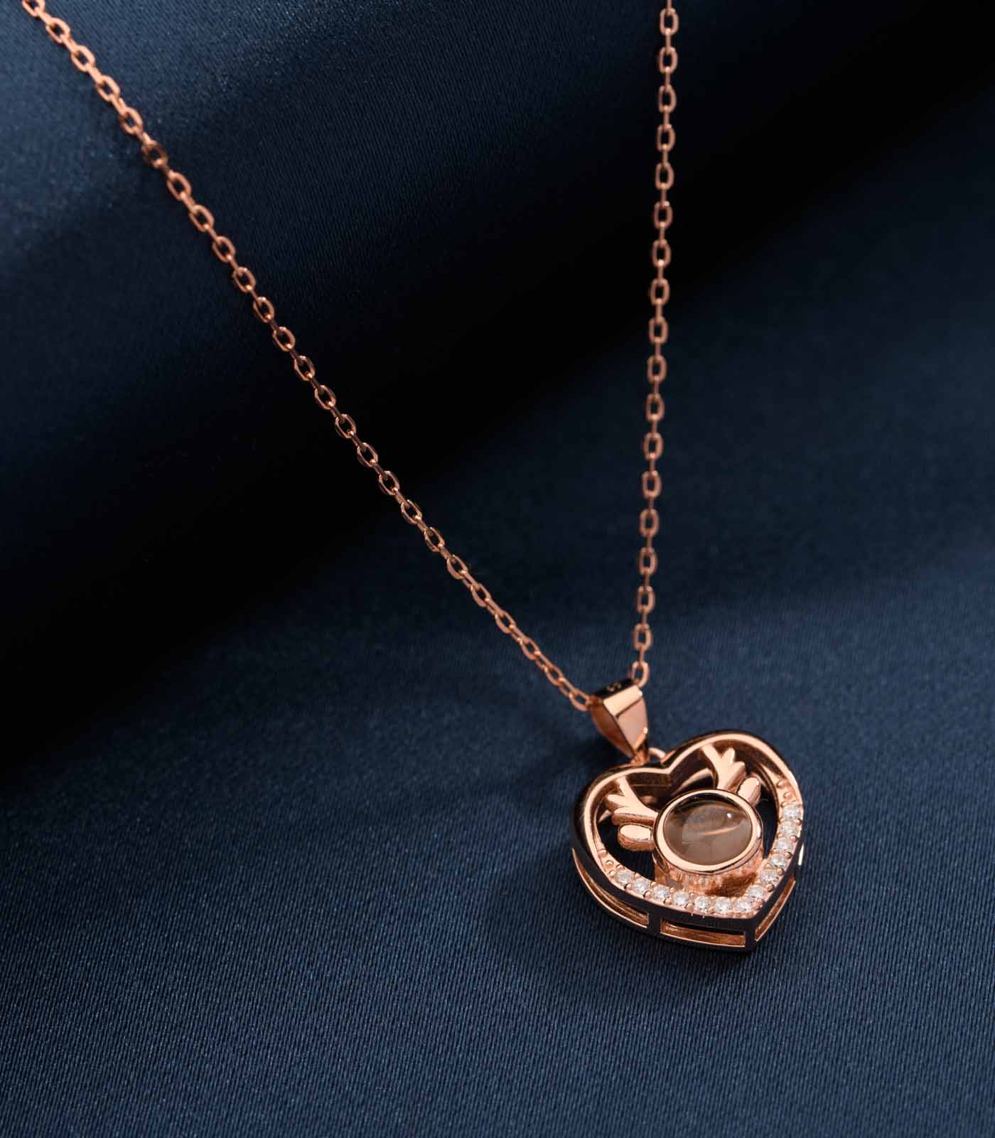 Deer Heart Necklace (Silver)