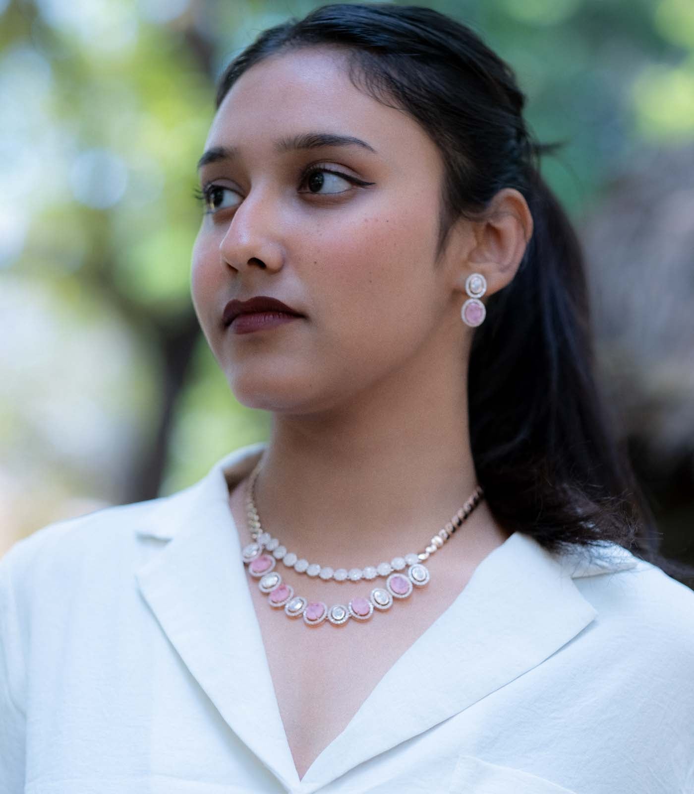 Shining Oval Stones Necklace Set (Silver)