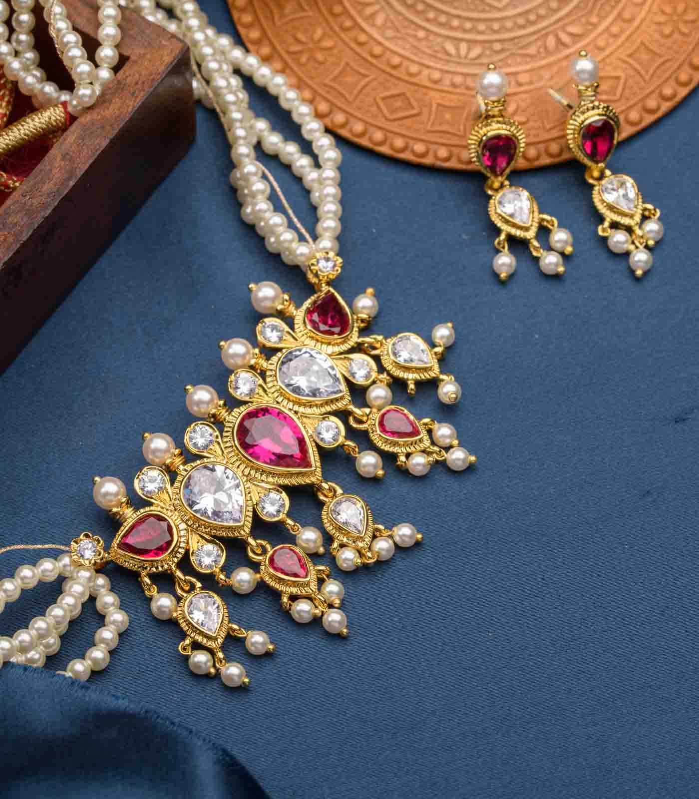 Gold Jewellery Designs Waman Hari Pethe Moti Jewellery
