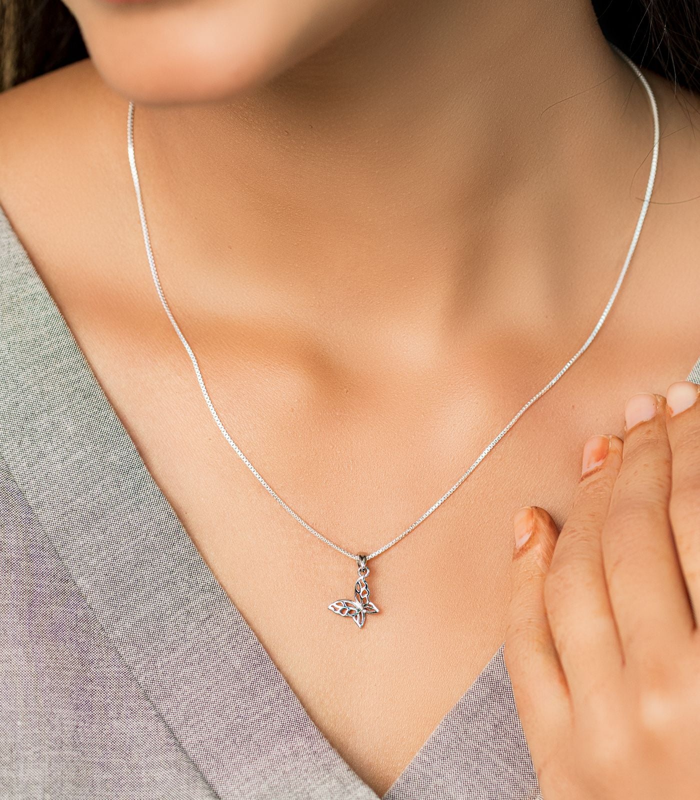 Butterfly Motif Necklace Set (Silver)