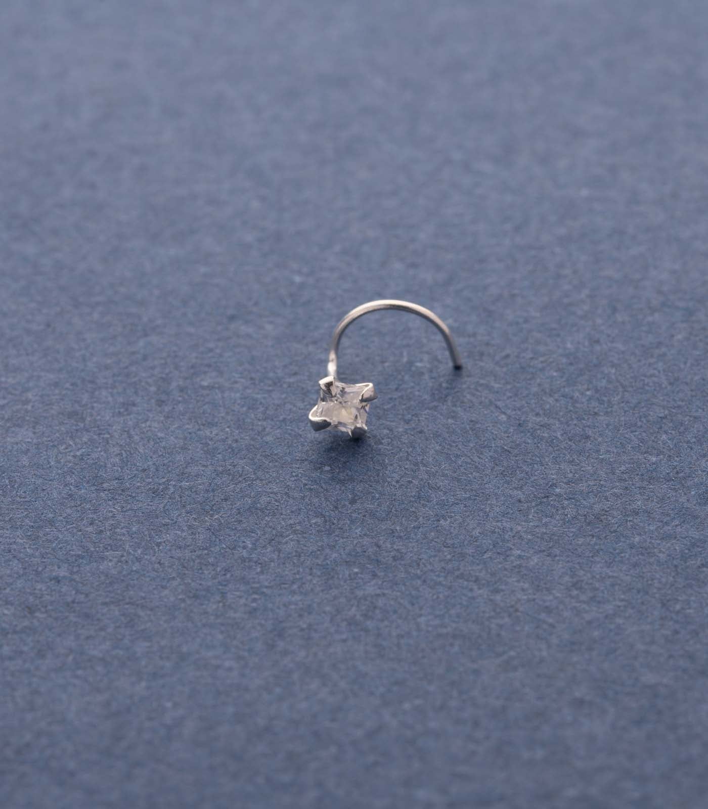 Silver Simple Nose Pin